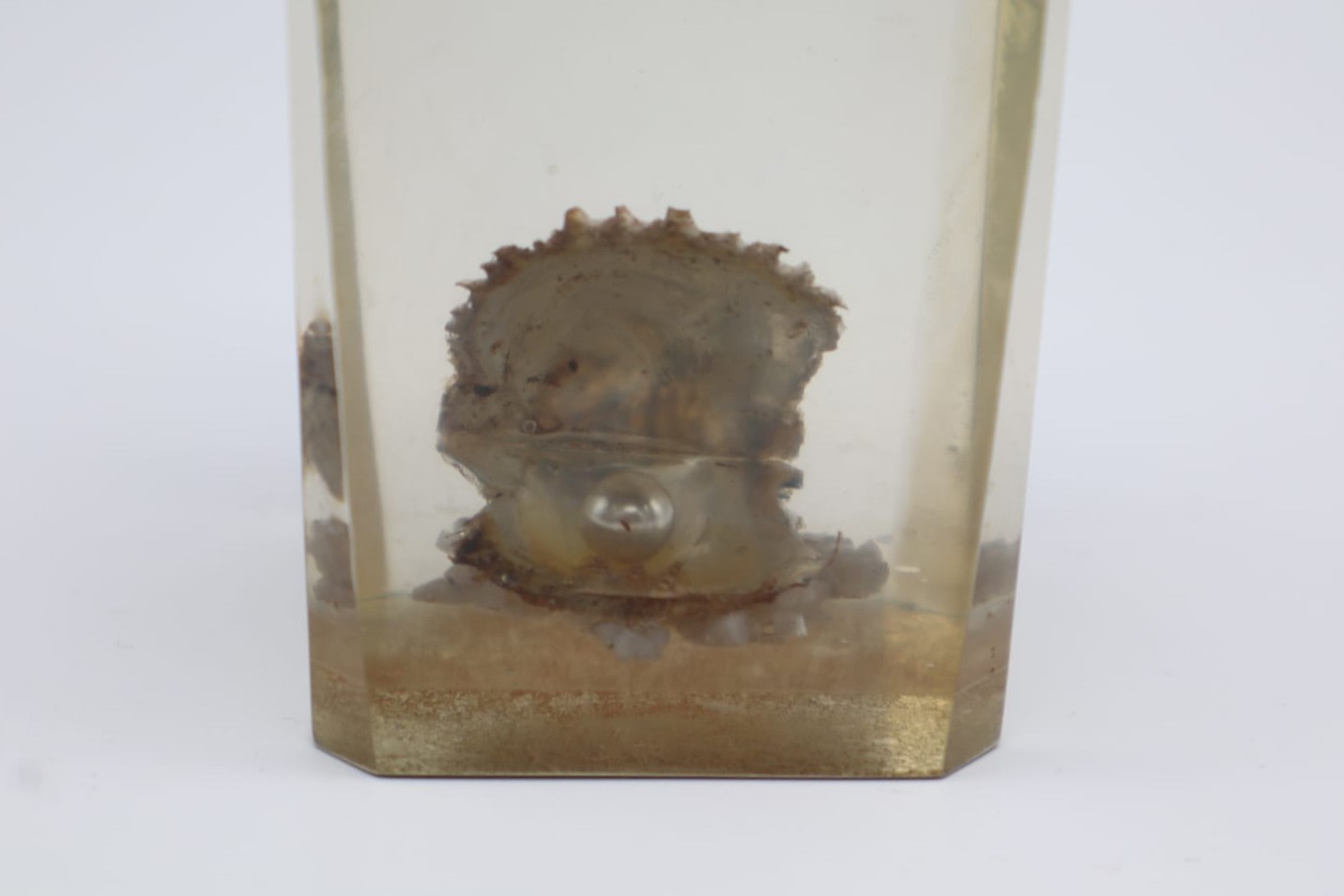 1970s Sculptural Lucite Table Lighter with Inset Oyster & Pearl — side angle