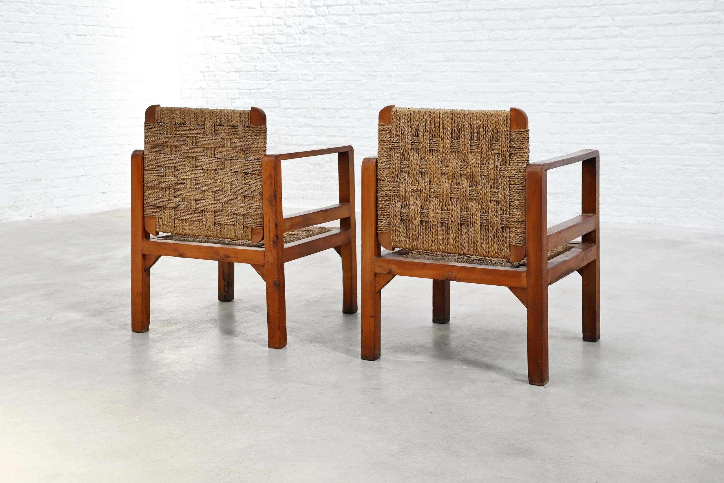 Pair of French Oak and Woven Straw Armchairs, France, 1960s — detail view