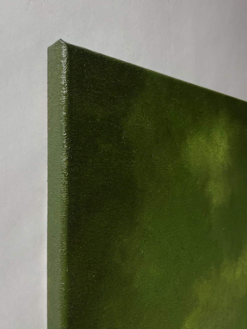 Oil painting by Aimée Adriaansen, Everlude III (2025) — close-up of textured green canvas edge