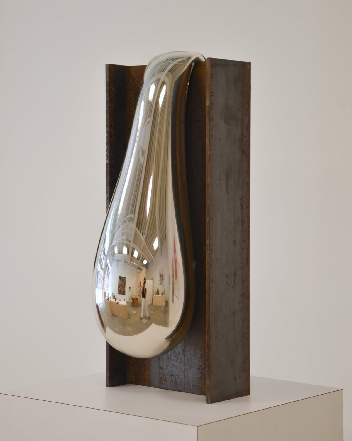 'Vital Friction' Table Sculpture by Lisa Sacco by ZAROLAT | The Oblist