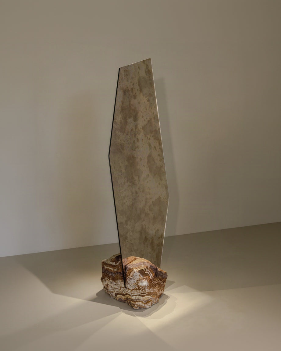 ANGEL SPARKS Mirror - Minimalism Mirrors in Onyx — detail view