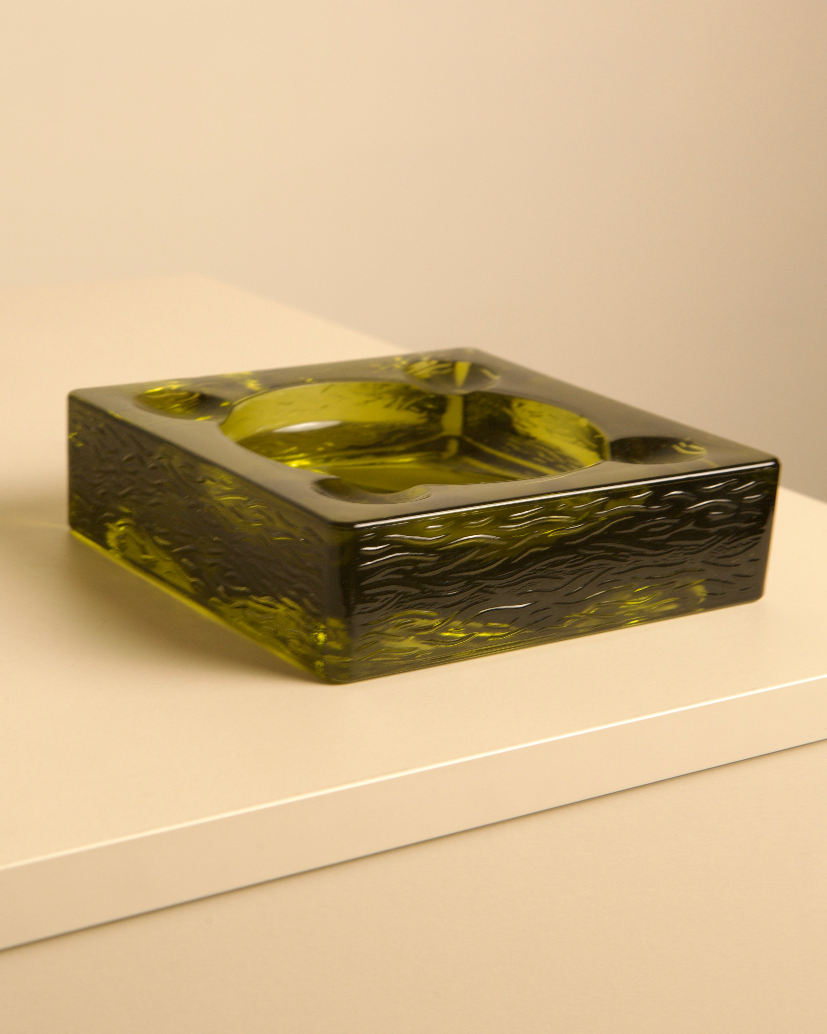 Square Italian green glass ashtray 1970s showing textured sides