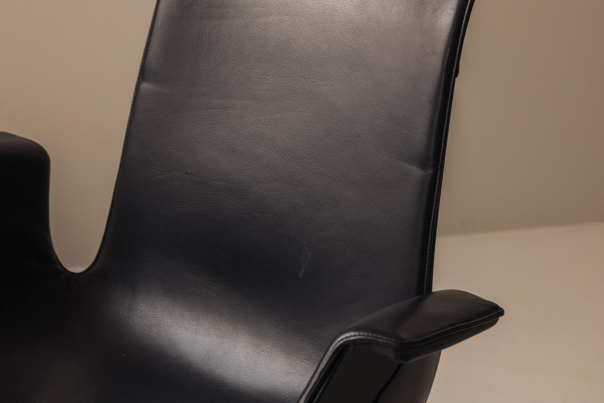 1/6 Bird Low Tulip Chairs by Preben Fabricius & Jorgen Kastholm, 1980s — view 9