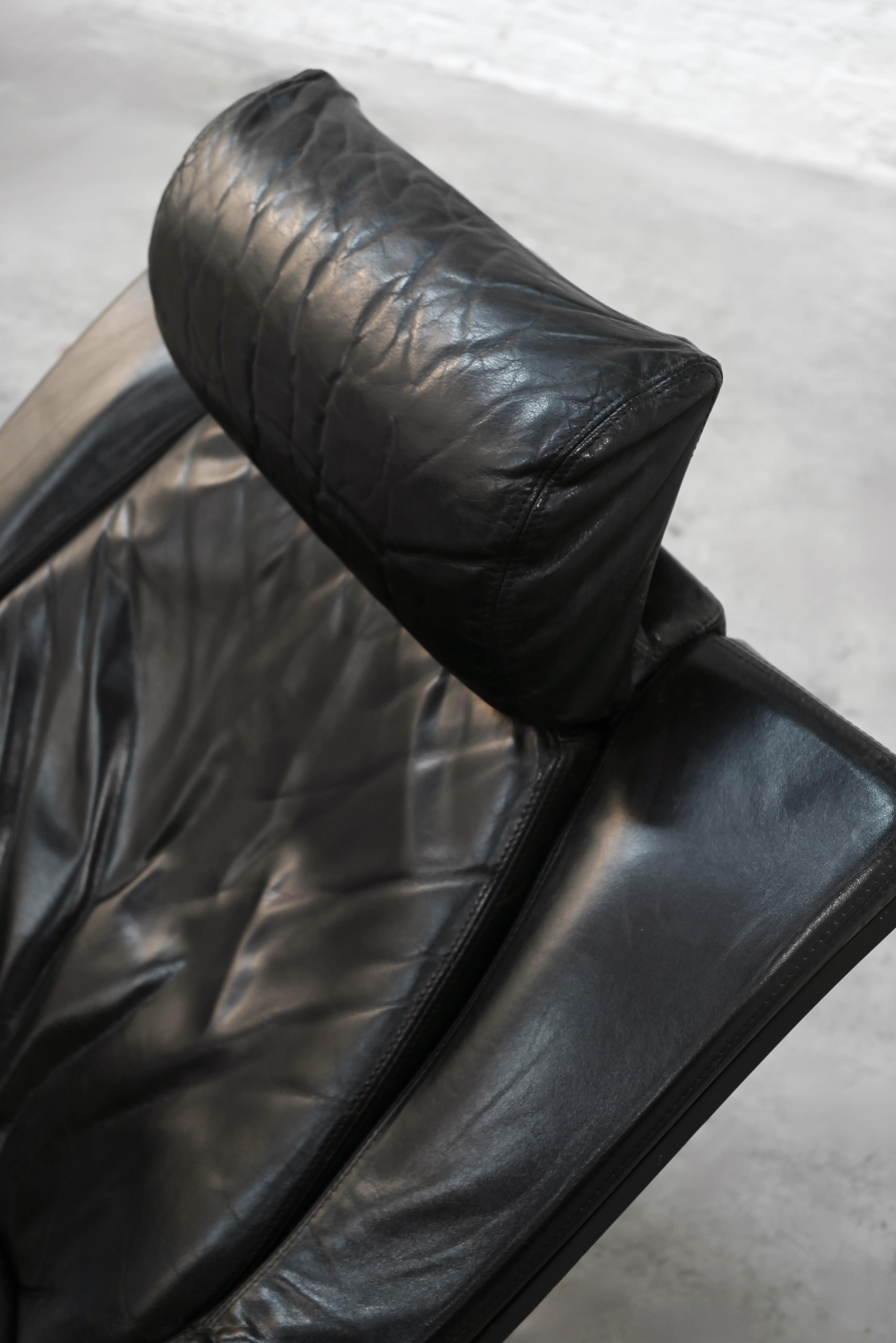 Lounge Chair Swivel Lounge Chair and Ottoman | The Oblist