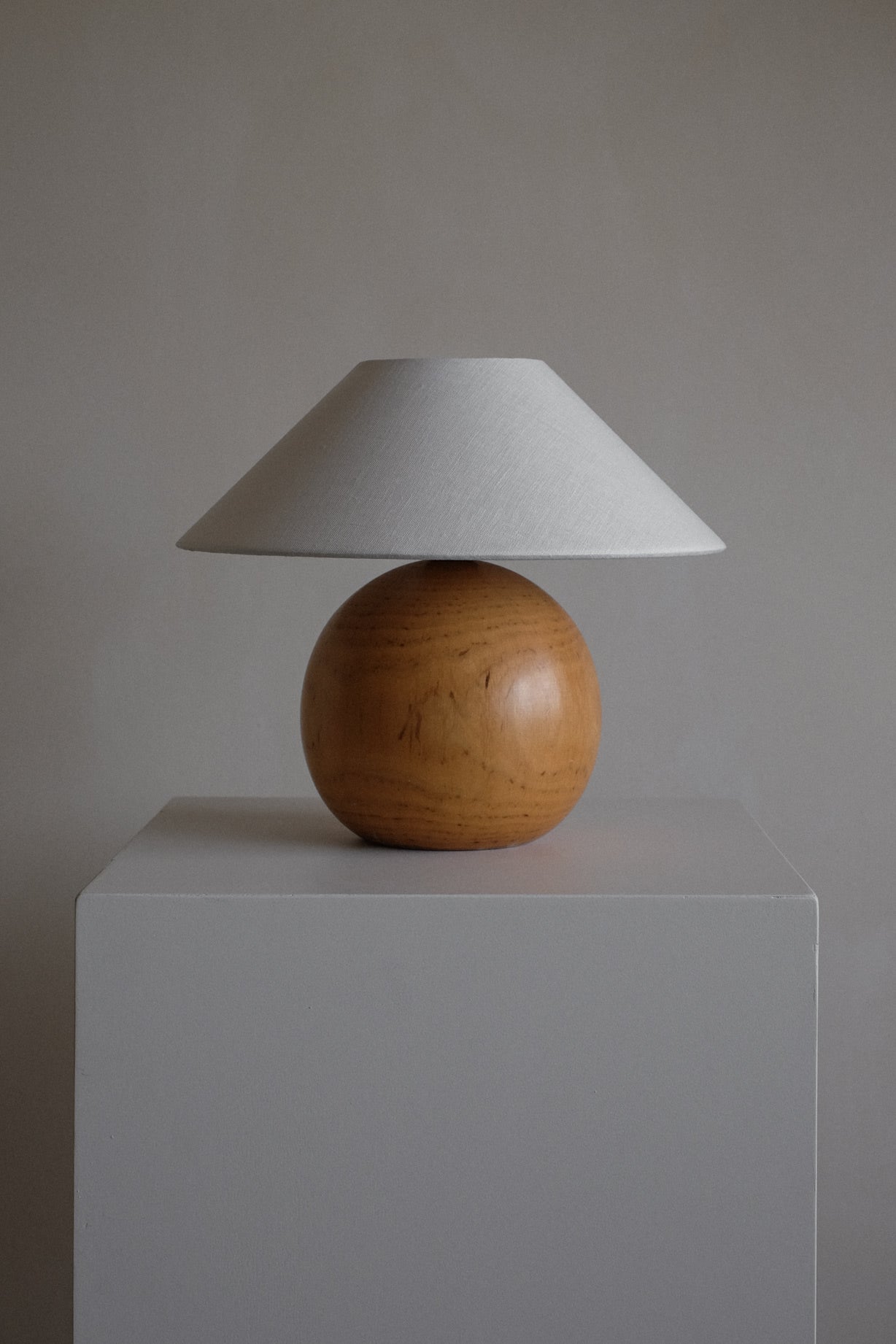 Wooden table lamp — view 10