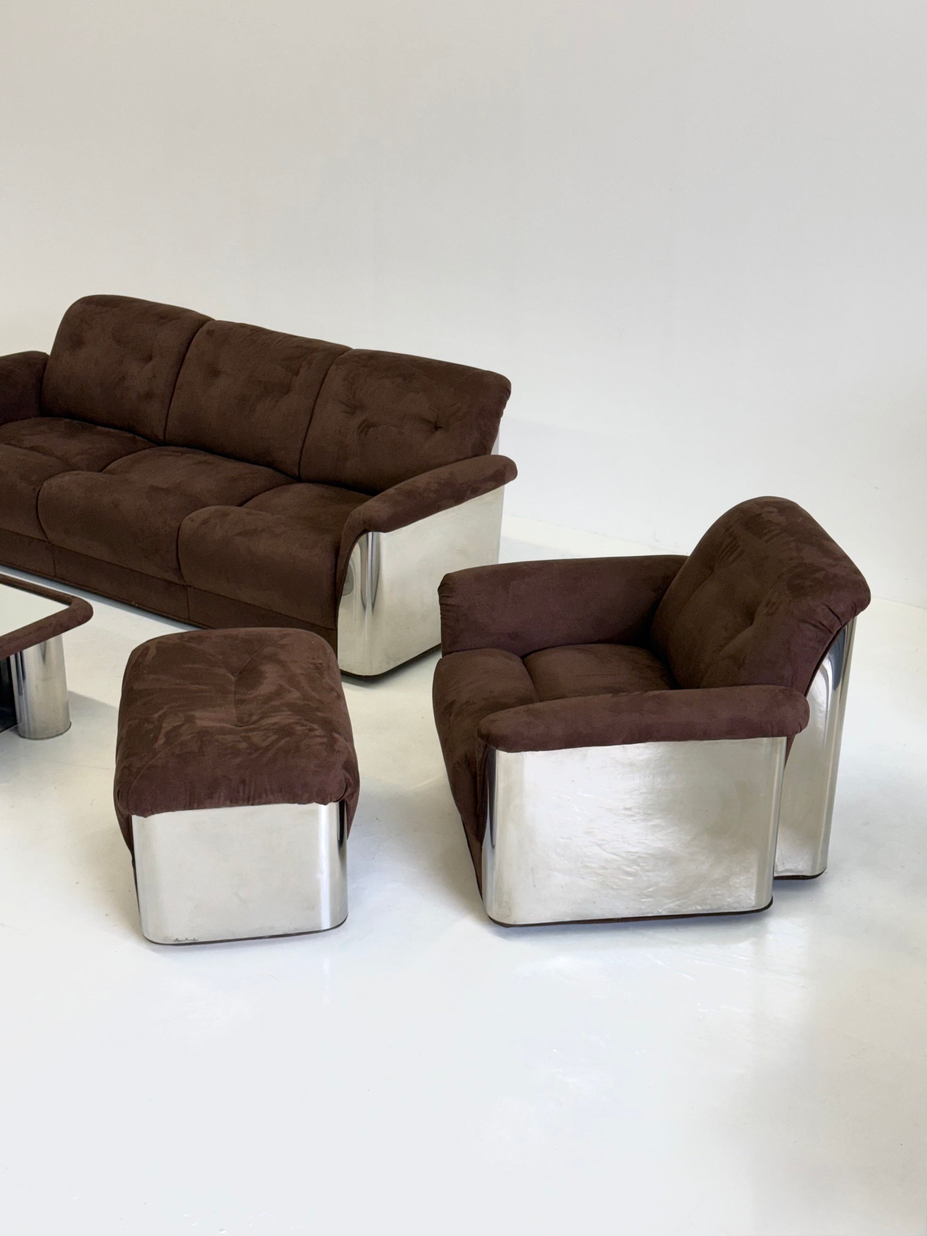 Gian Pietro Arosio Space Age armchairs — additional view