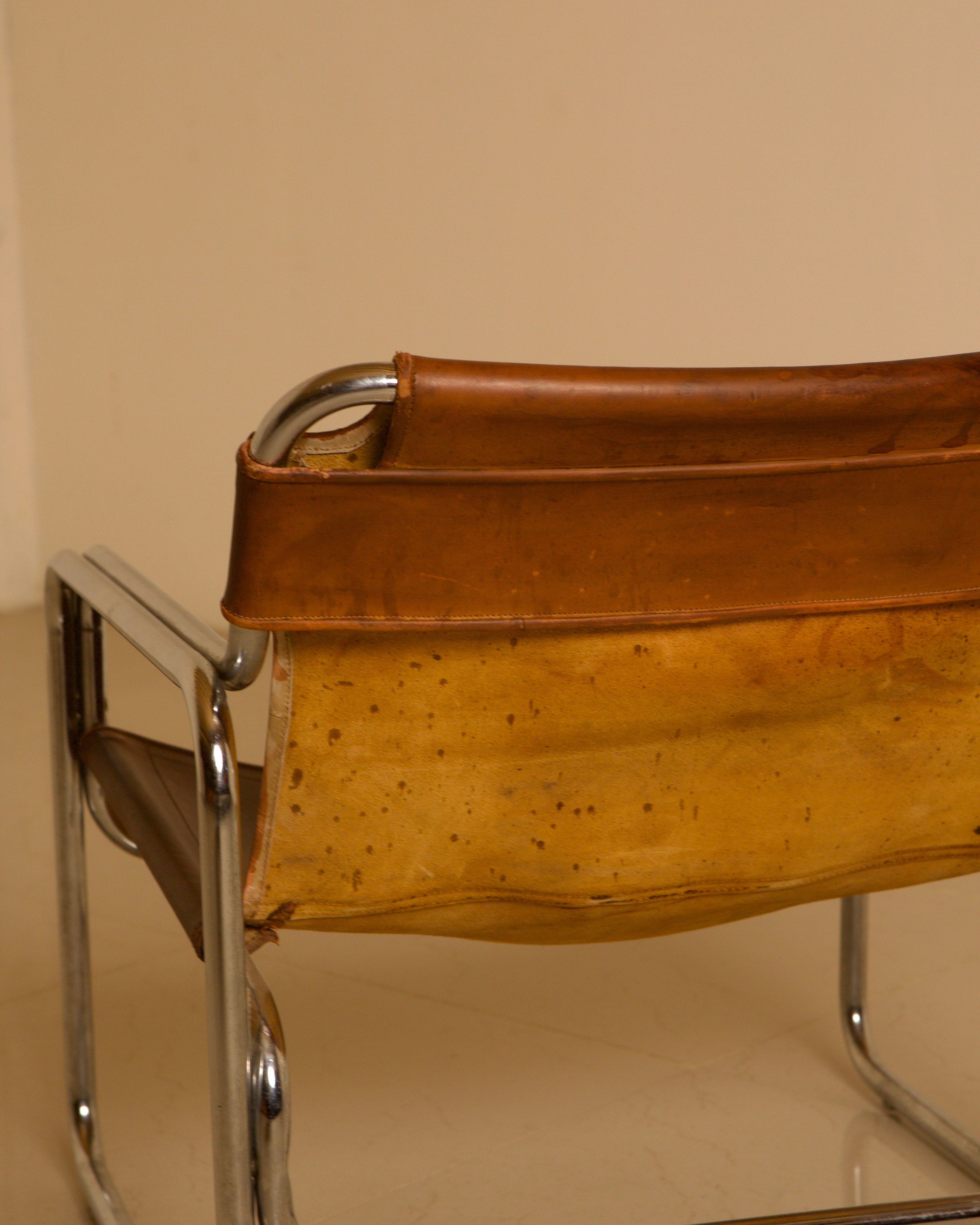 Chrome-plated steel and leather armchair by Antonello Mosca for Produzione Forma, 70s — detail view