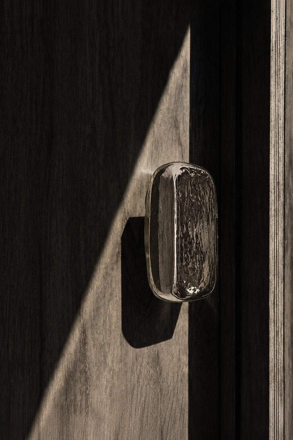 Block Door Pull by HOMA | The Oblist