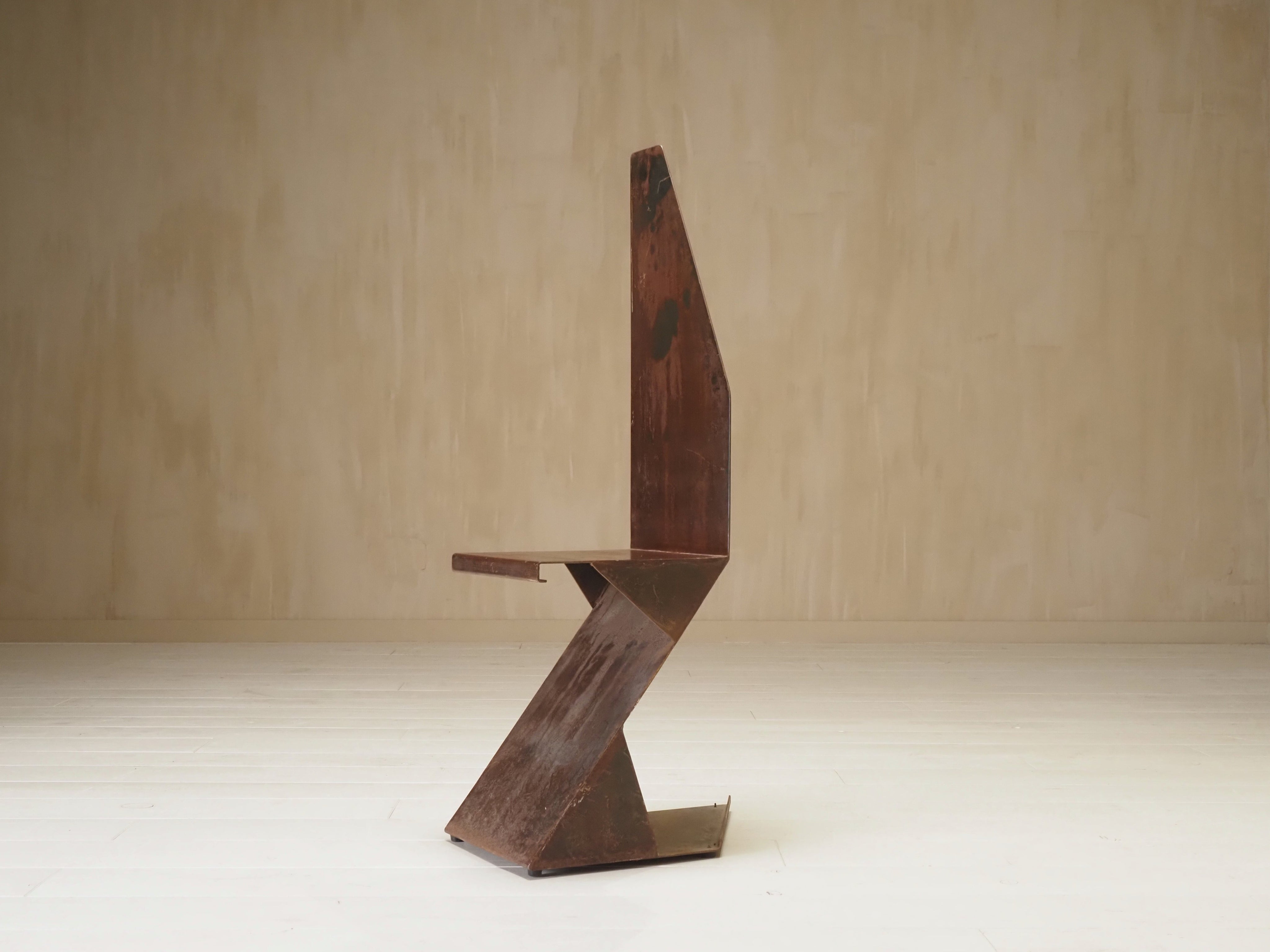 Sculptural postmodernism steel chair — detail view
