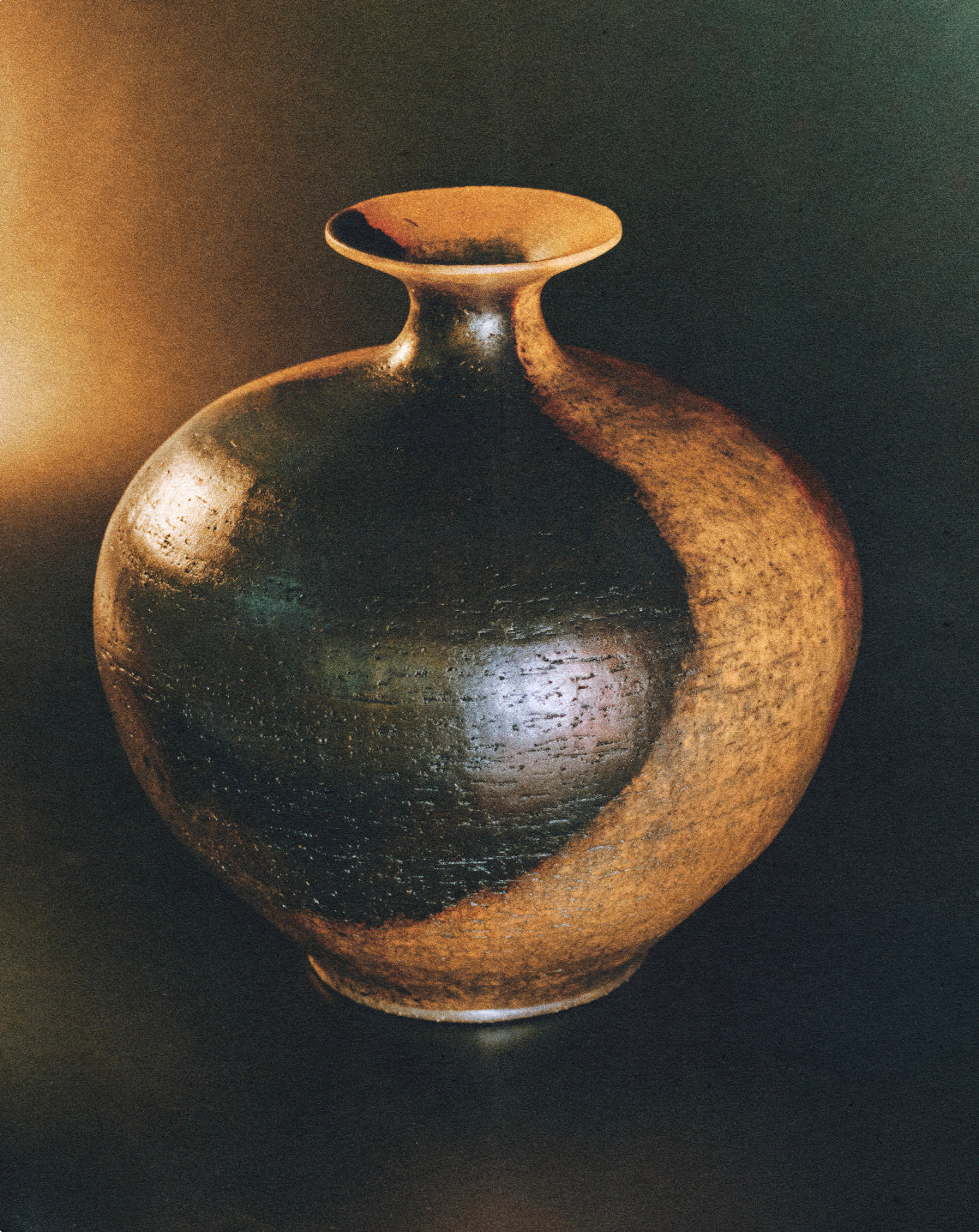 Lipari Vase – Terra sigillata, smoke-fired raku by Juliette Pénélope Pépin | The Oblist