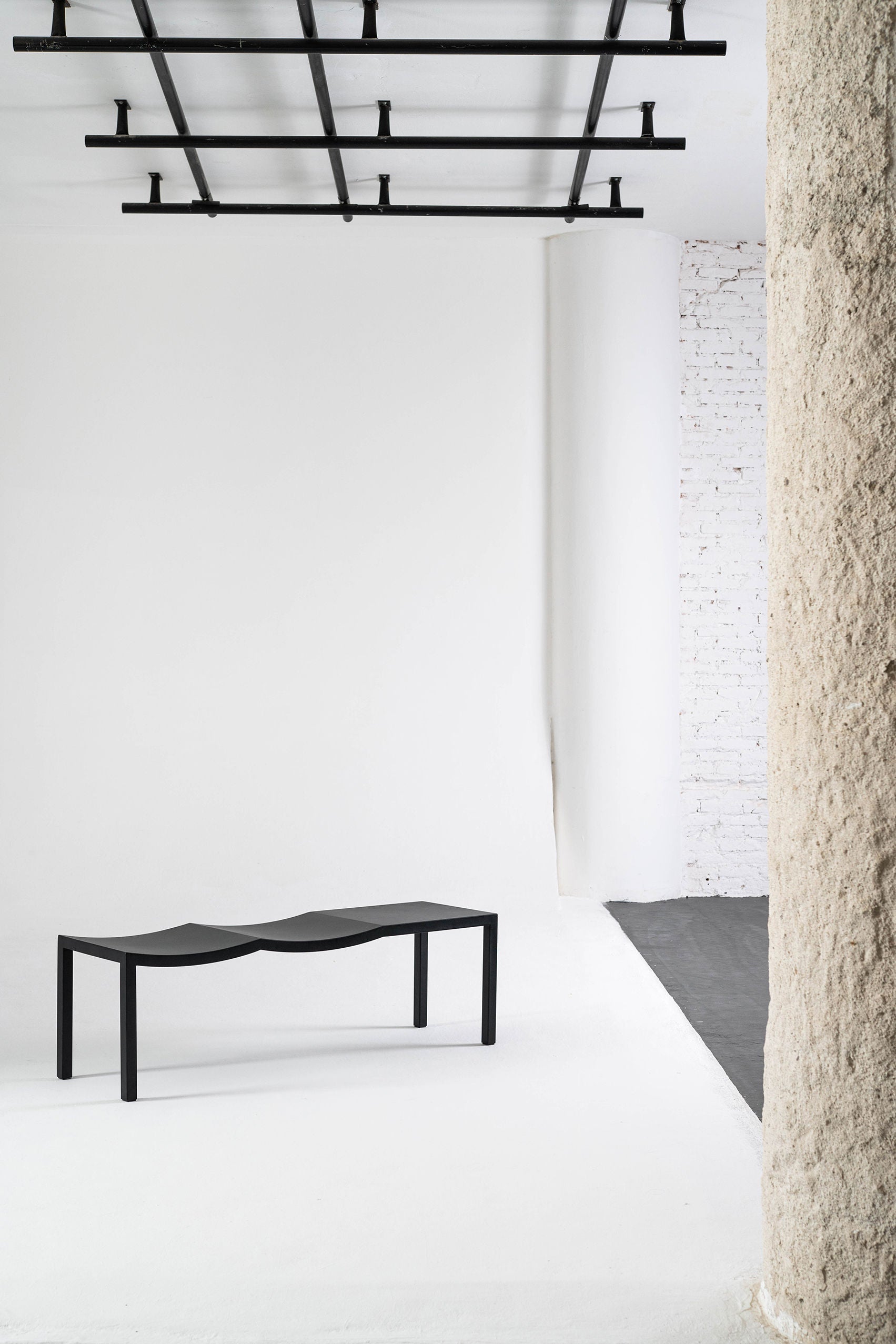 "Bis" bench — lifestyle setting