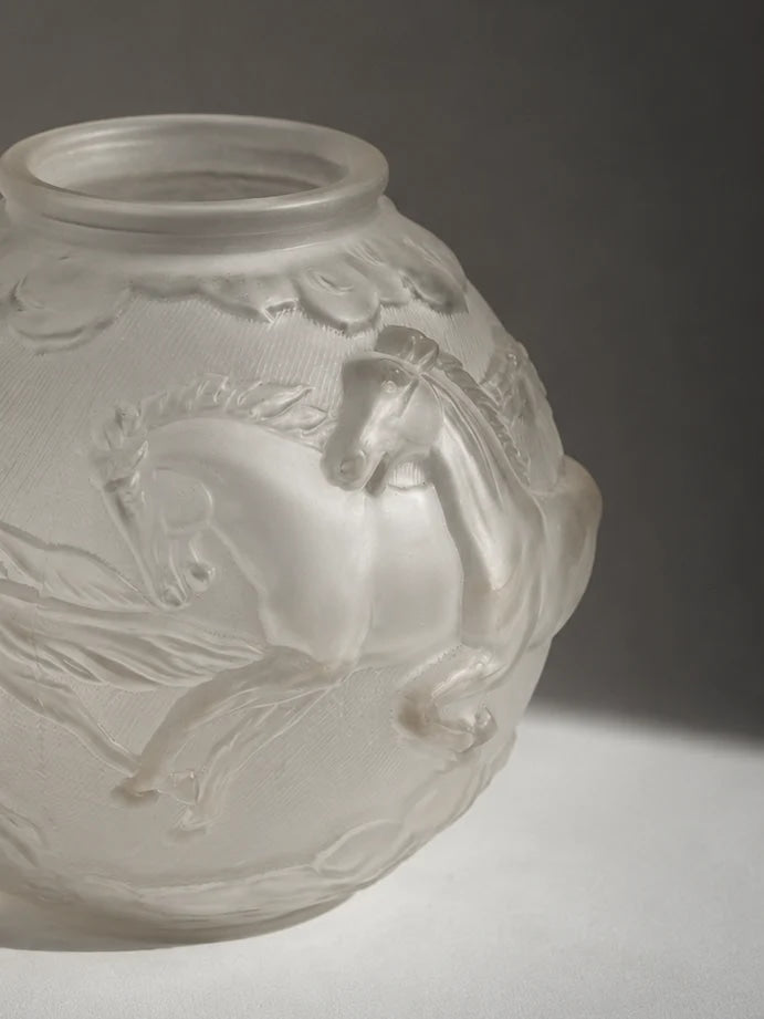 Pristine Art Deco "Galloping Horses" Frosted Glass Vase by Karl Zentner for Libochovice, c. 1930s — detail view