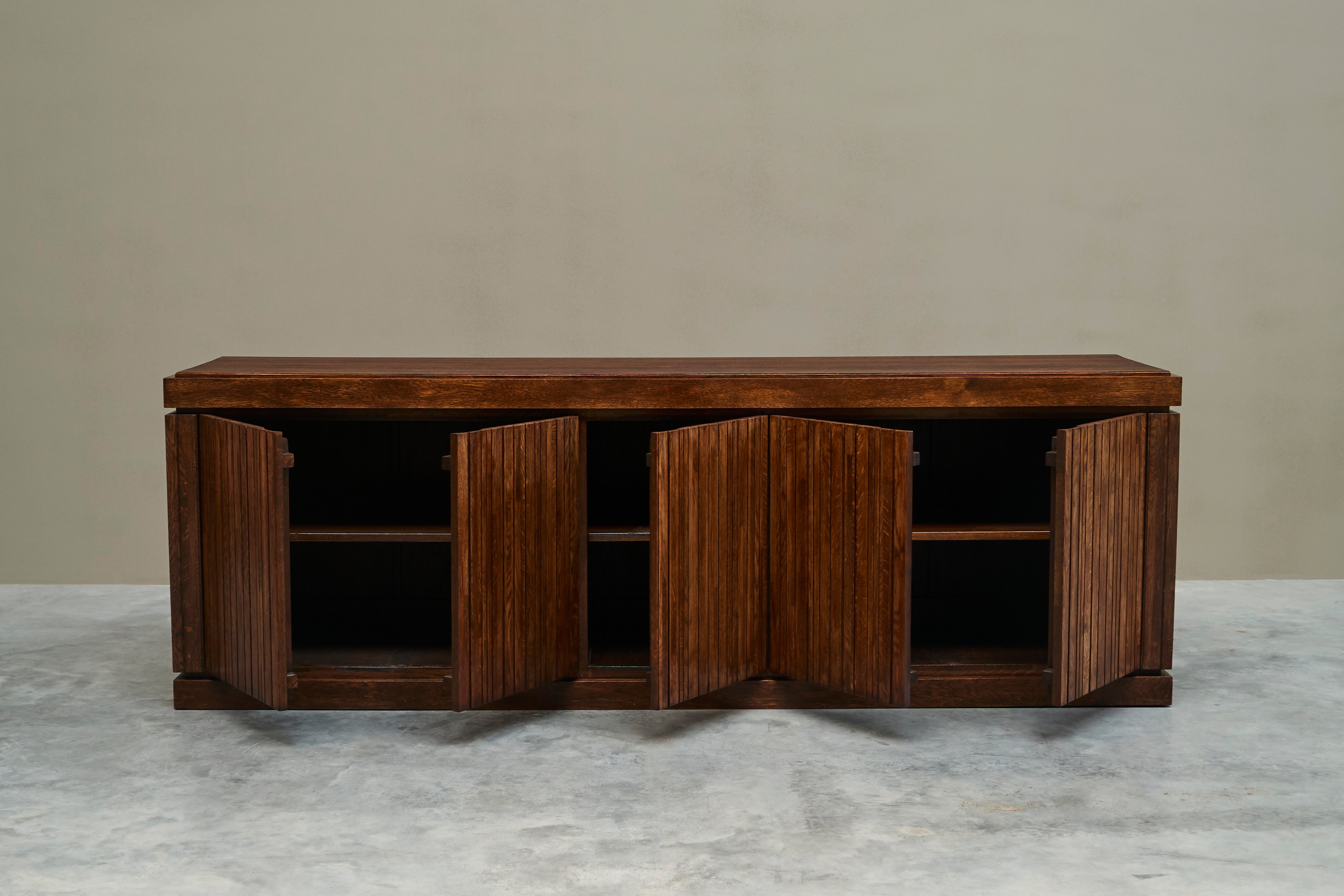 Exceptional and Unique Freestanding Sideboard in Solid Oak, Belgium, 1970s — view 9