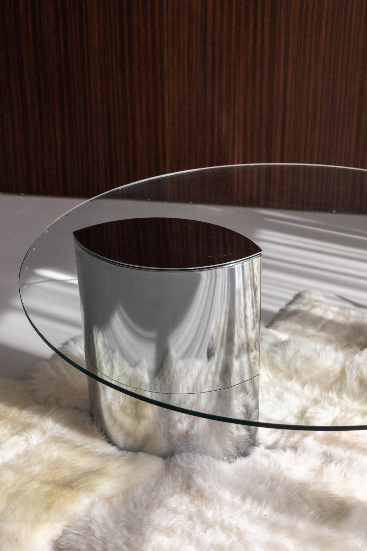 Lunario Dining Table by Cini Boeri for Gavina — side angle