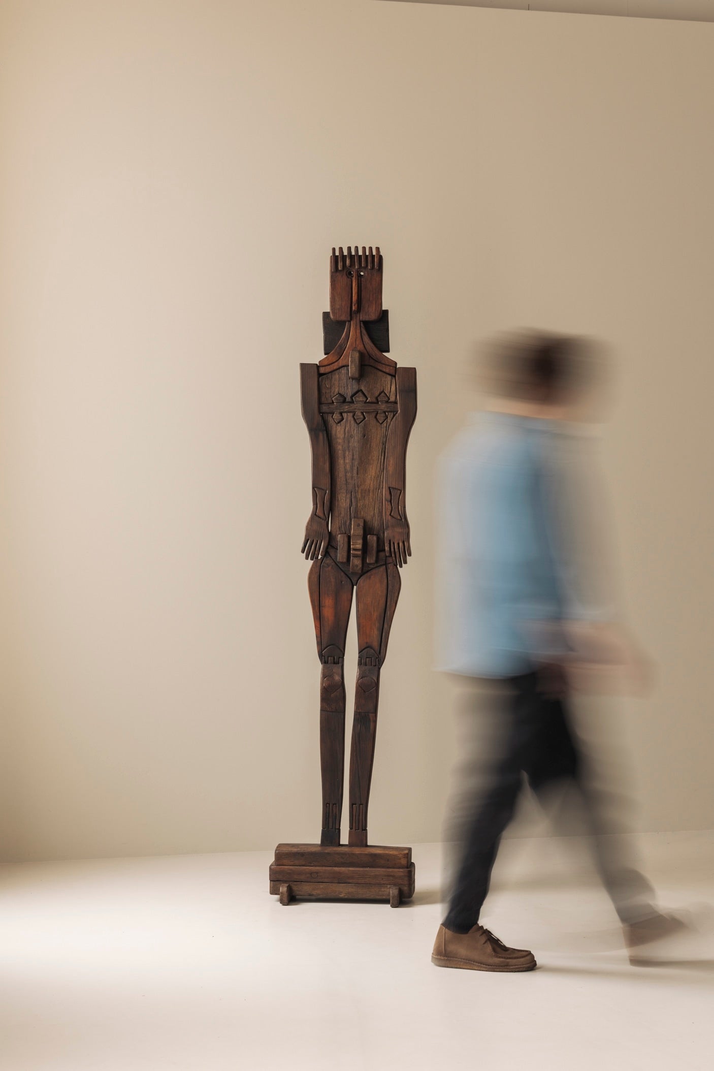 Sculptural Prince figure by Italian artist Luciano Bertolotto, 1990s — view 9