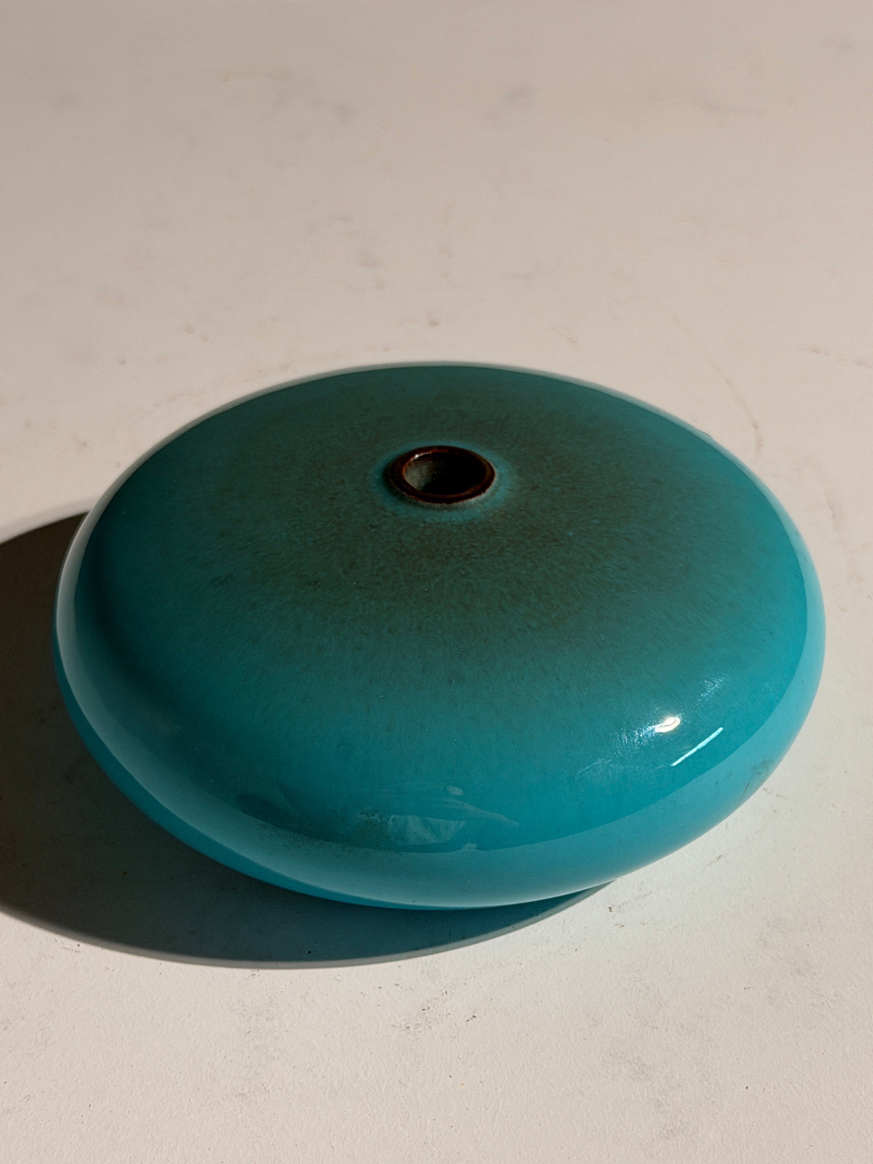Rare blue ceramic soliflore vase by Gabriel Musarra, circa 1960 — detail view