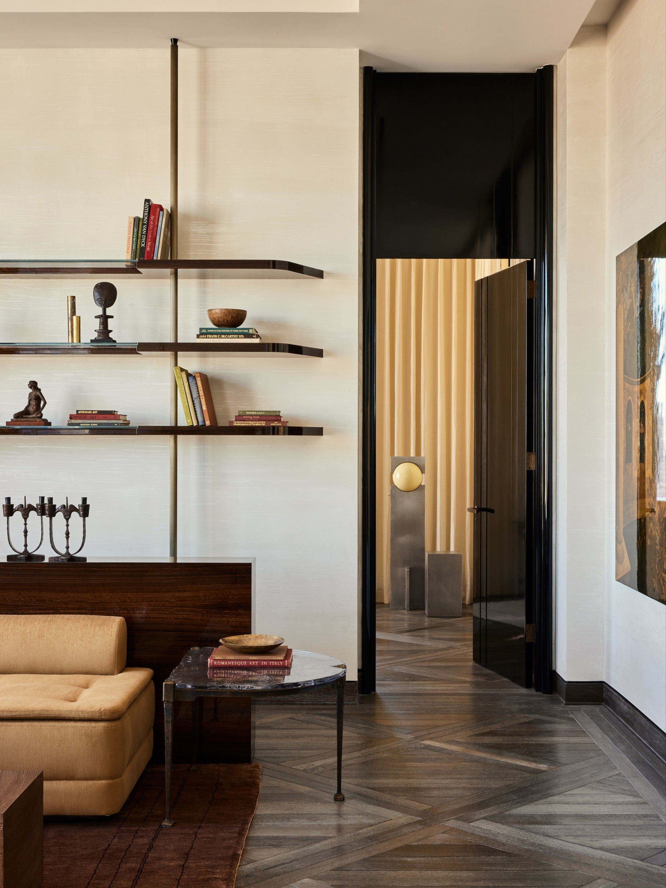 Hero Lamp, Postmodern Floor Lamp — detail view