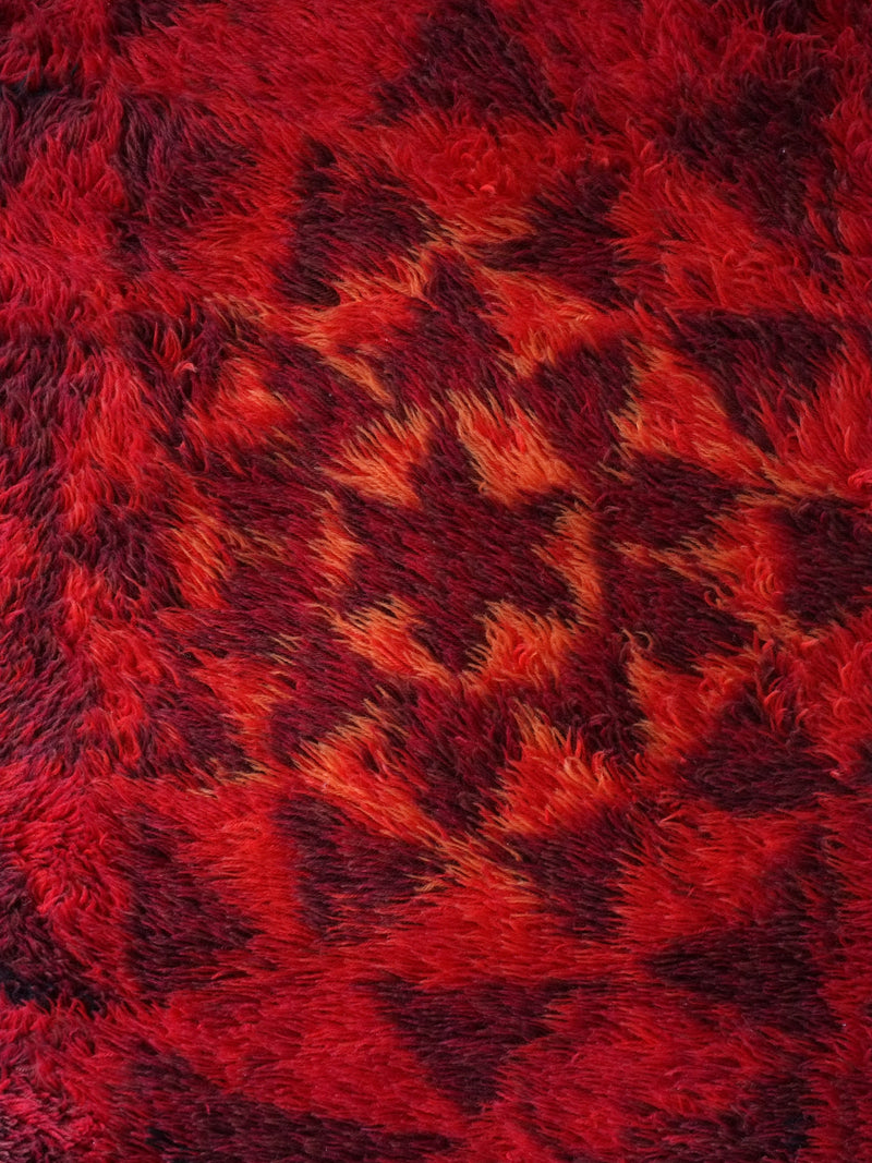 Mid-Century Abstract Red Wool Rya Rug | Sweden | 1960s — close-up of textured red wool fibers