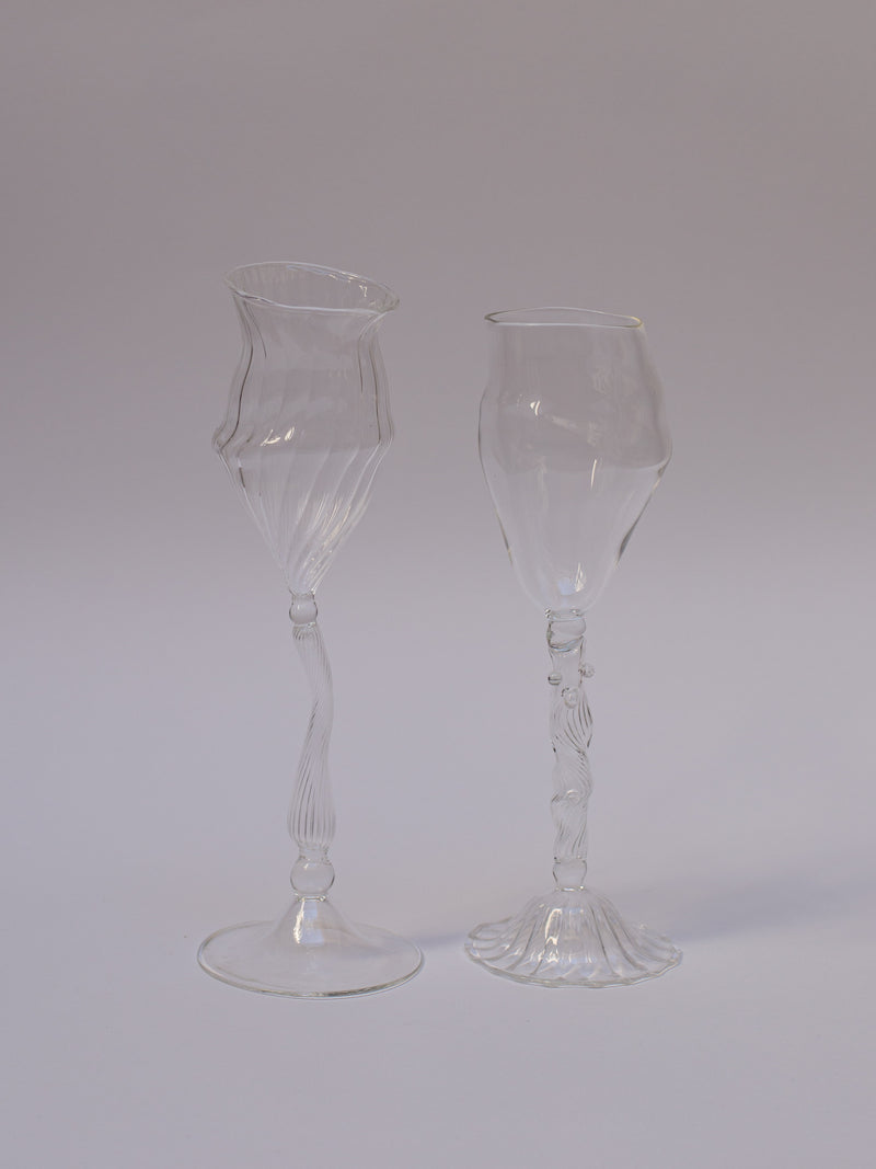Nymphs wine glasses – set of 2 — detail view