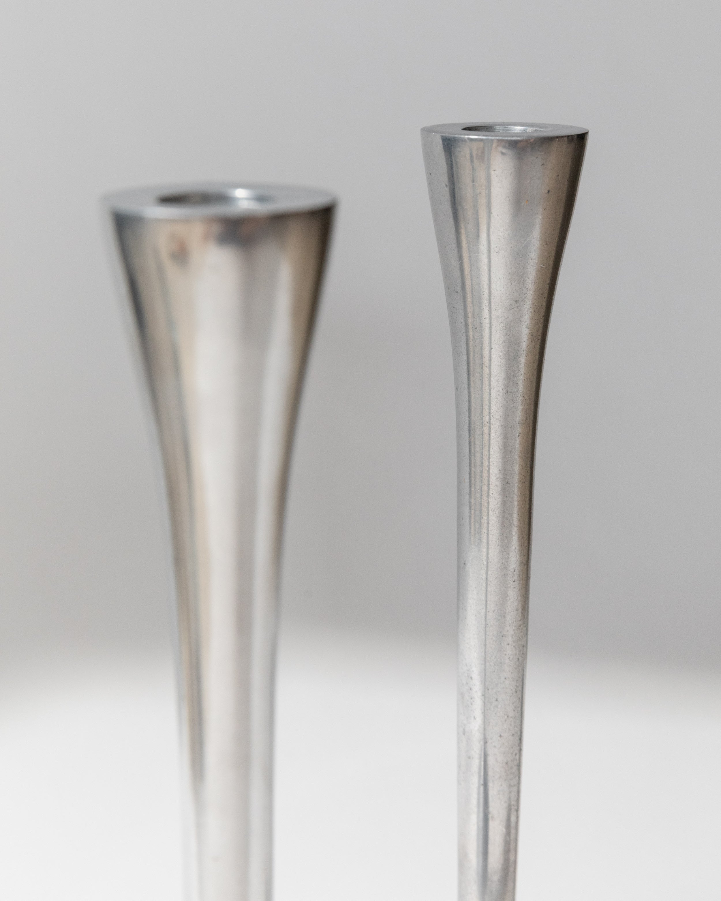 Ensemble de Bougeoirs de 2 - Acier Inoxydable, Italie Années 1970