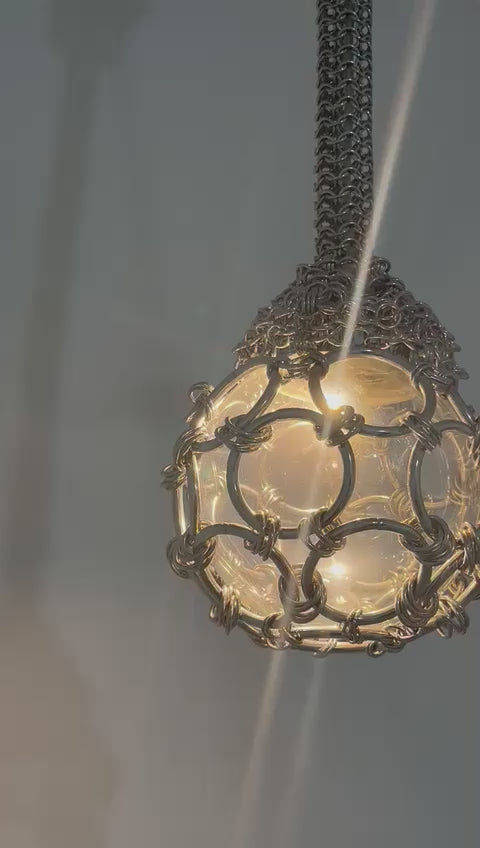 Single-Pendant 'Chainmail Droplet' Chandelier - Video