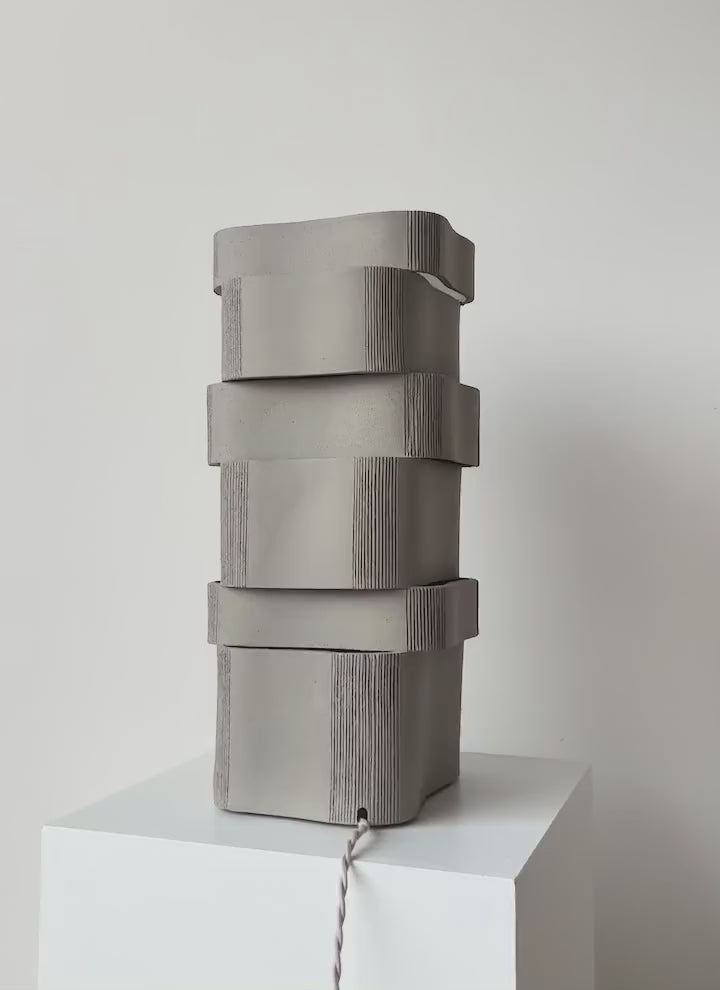 Too 60-2 Table Lamps in Ceramic and Stoneware - Video