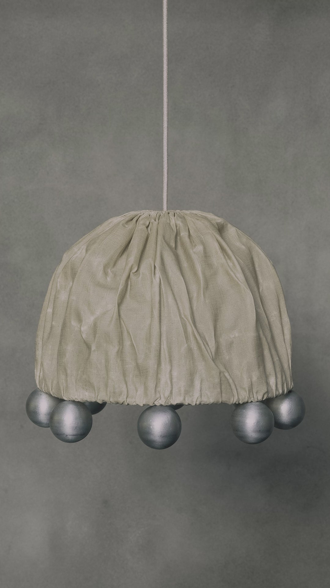 ALTER Pendant Light | Aluminium Linen Beeswax - Video