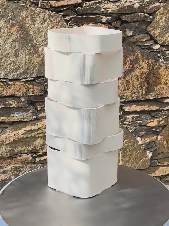 'Too 60' Ceramic Table Lamp - Video