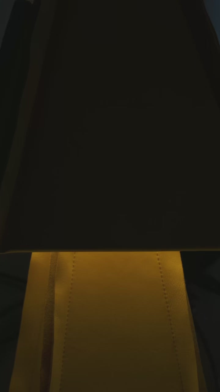 Pleine Fleur Table Lamp by Séjour x JETA - Video