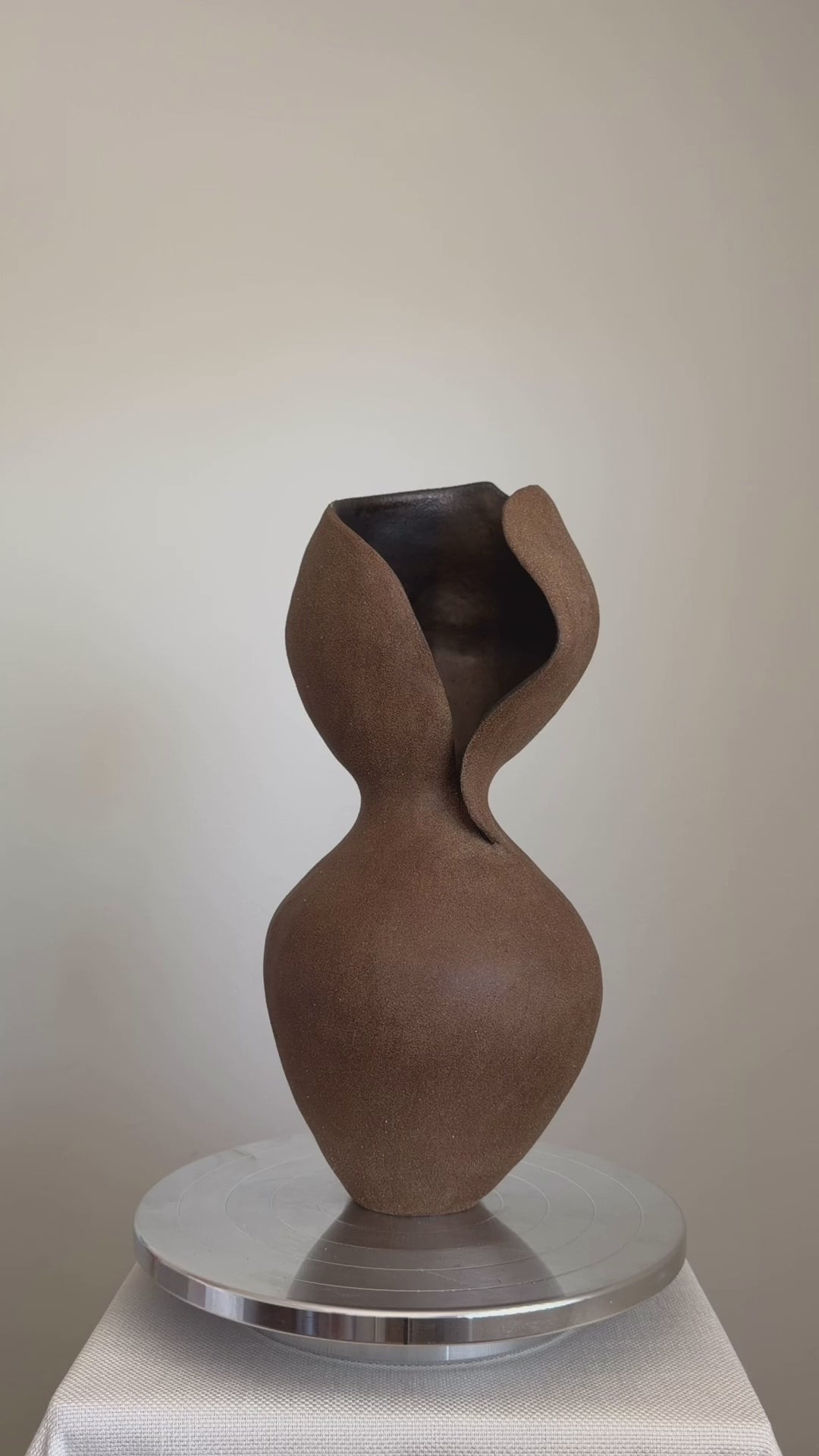 Sculptural Vase in Ceramic | Japandi Style Ceramic Sculpture - Video