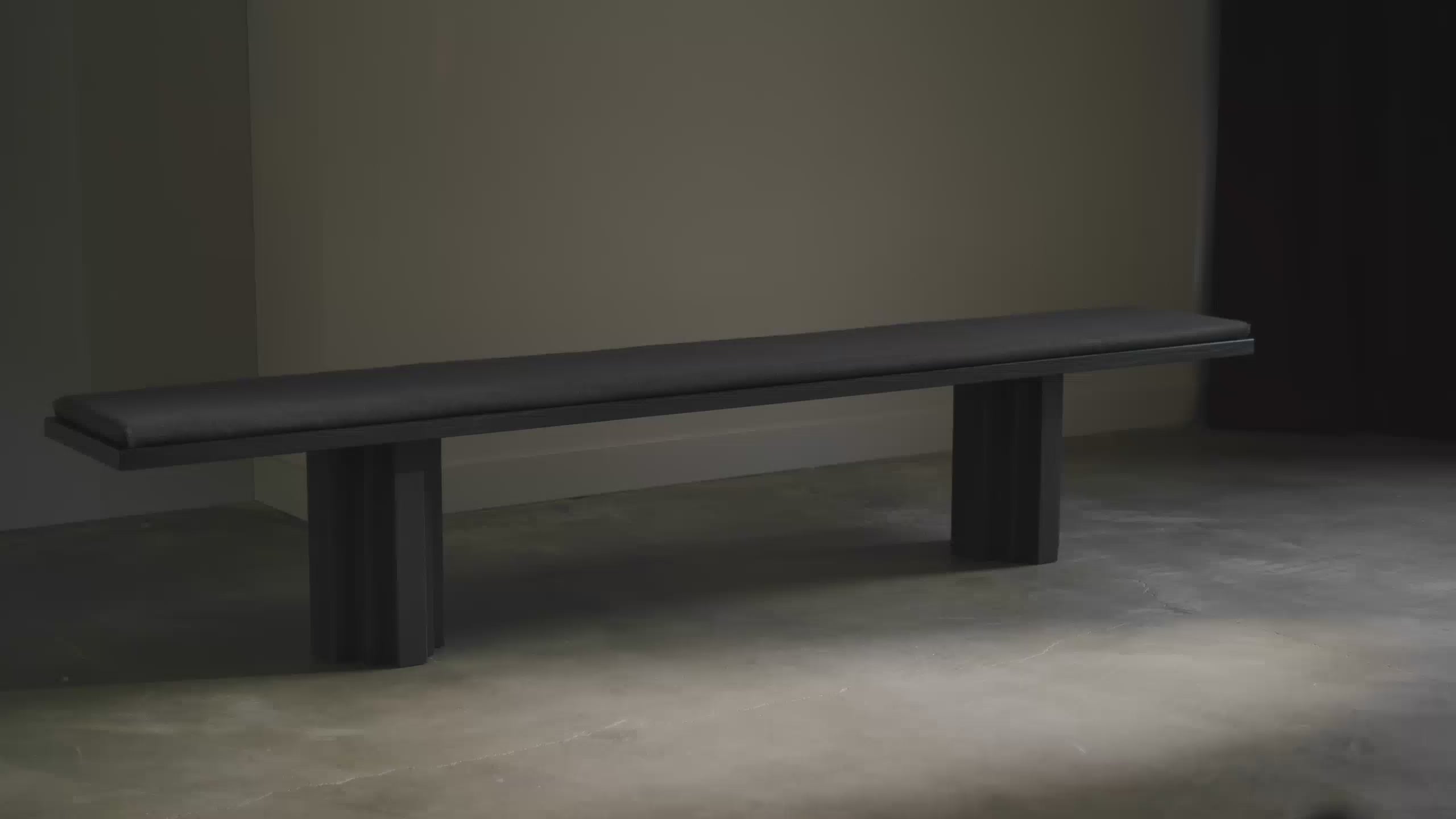 Brut Slim Bench - Video
