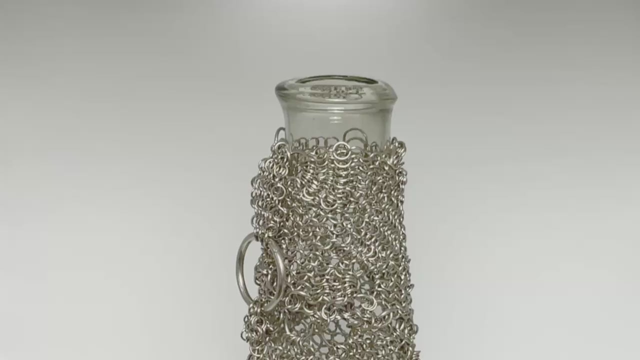 Floating Chainmail Vase