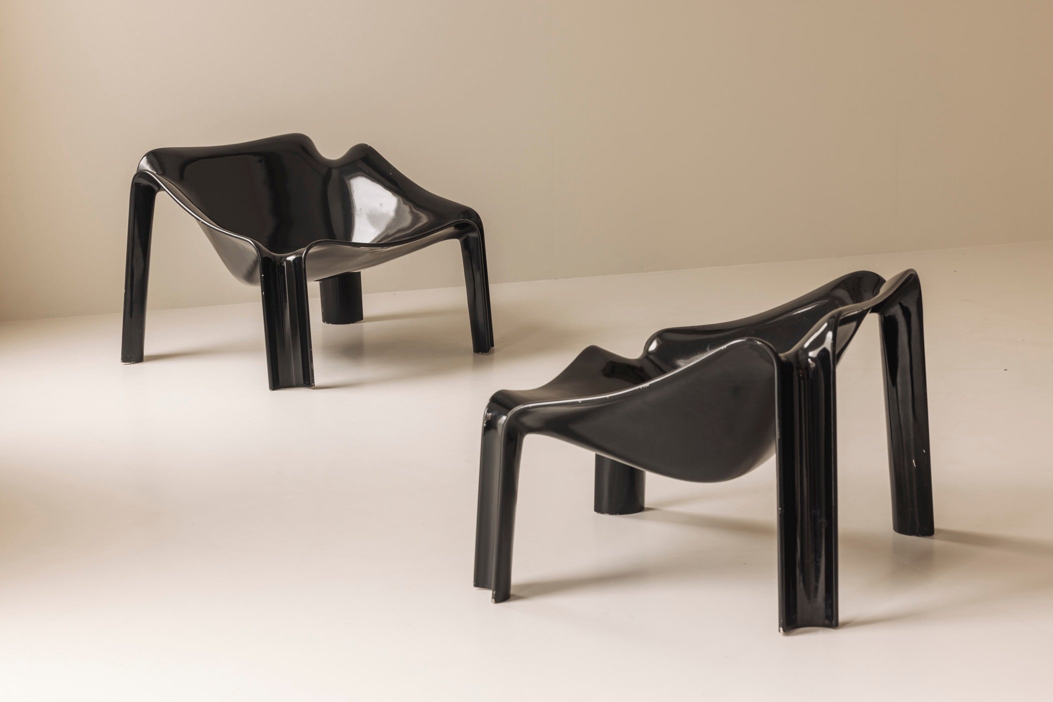 First edition F300 lounge chairs by Pierre Paulin for Artifort, France 1964. by Modern Living | The Oblist