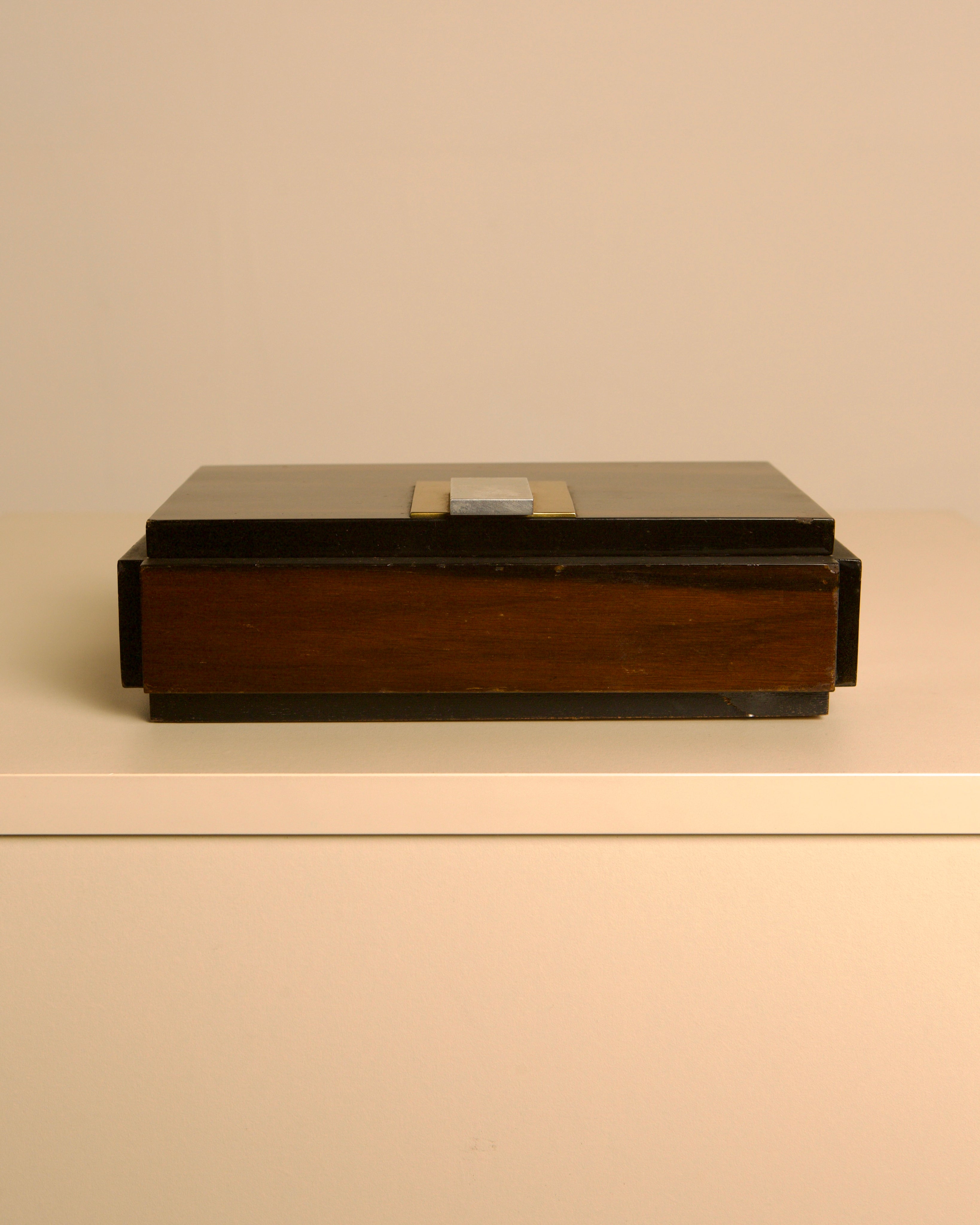Italian Art Deco box in rosewood, metal and brass 1930's — side angle
