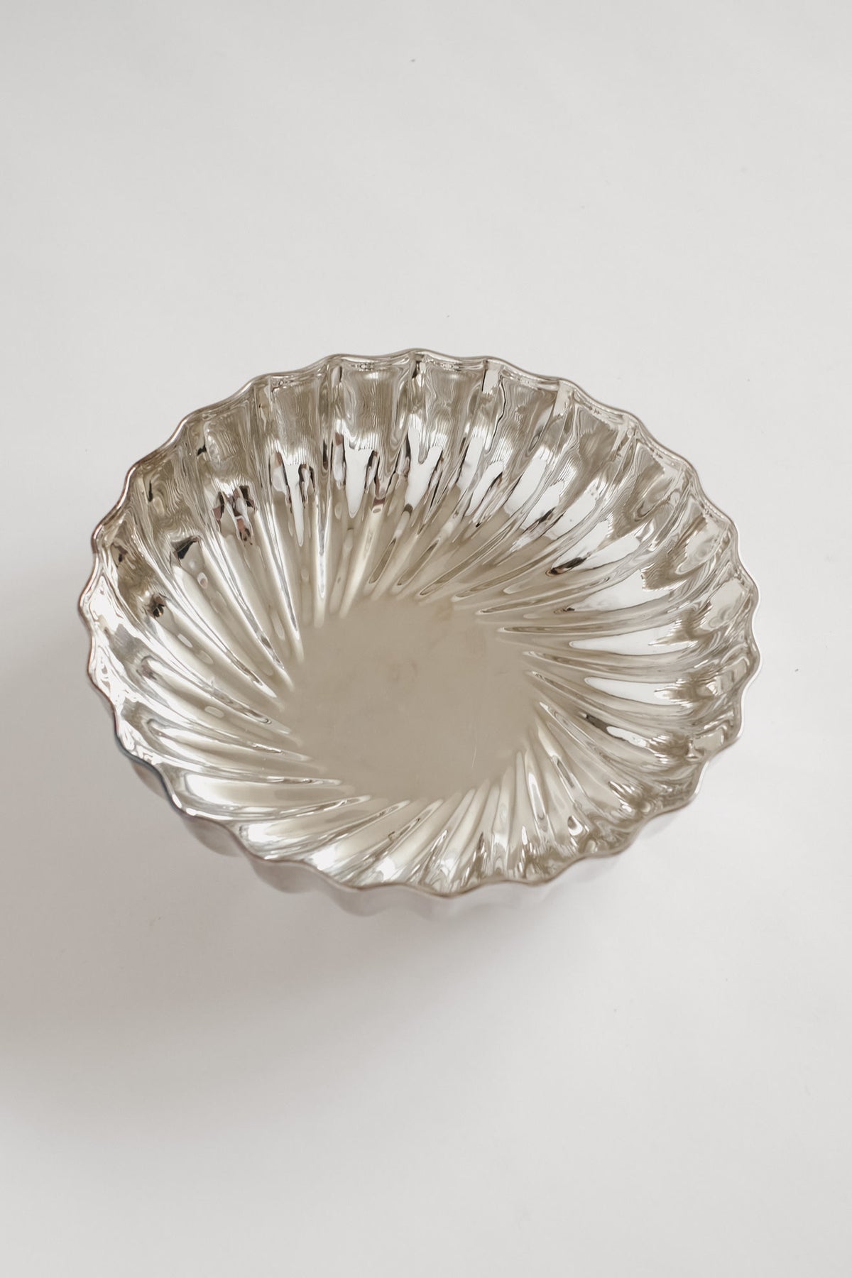 Vintage Guido Galbiati Milano Silver-Plated Shell Bowl — side angle