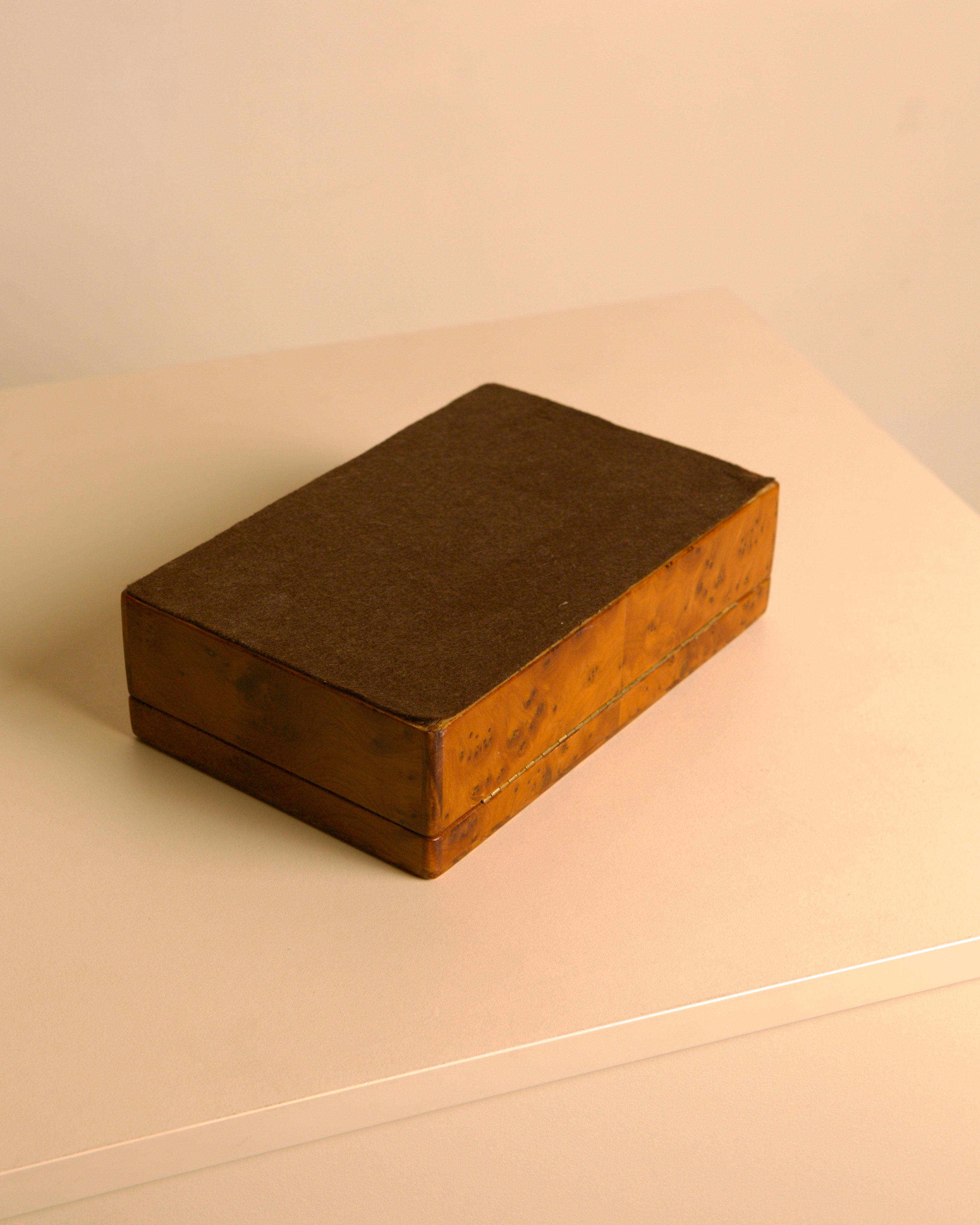 Burl elm box, Italy, 1980s — additional view