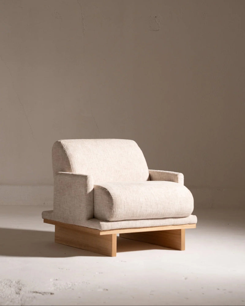 Apausa 2 beige fabric armchair on wooden platform base