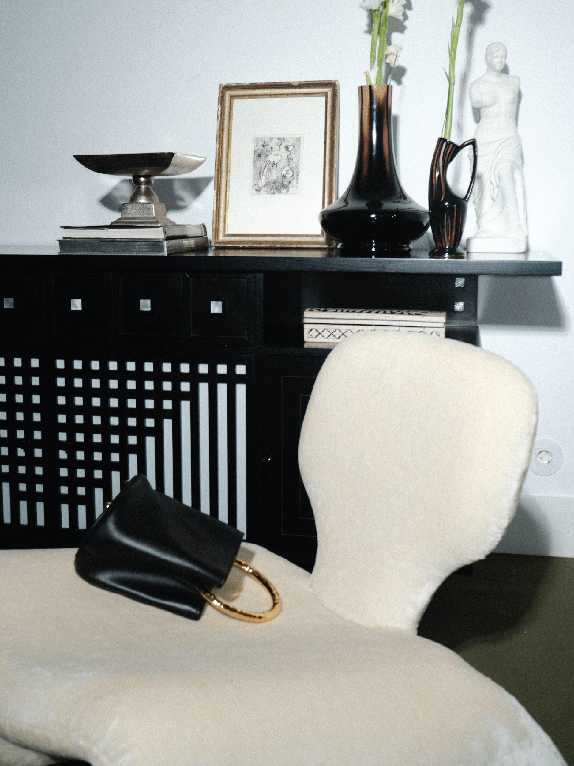Olivier Mourgue Djinn Lounge Chair — lifestyle setting