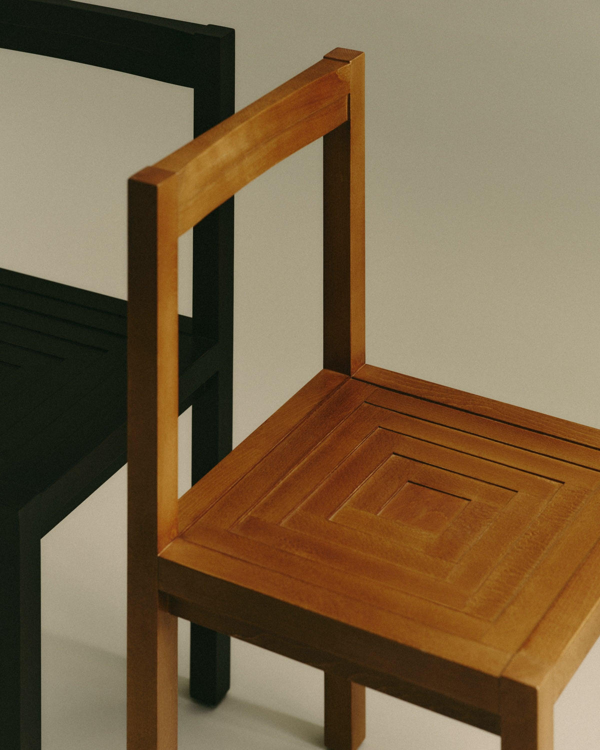 FRANKIE CHAIR — detail view