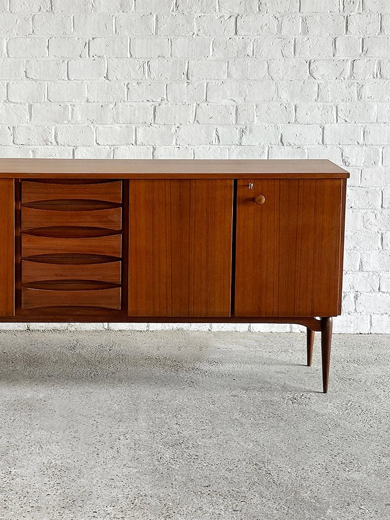 Italian Modernist Teak Sideboard, Vittorio Dassi, 1960's
