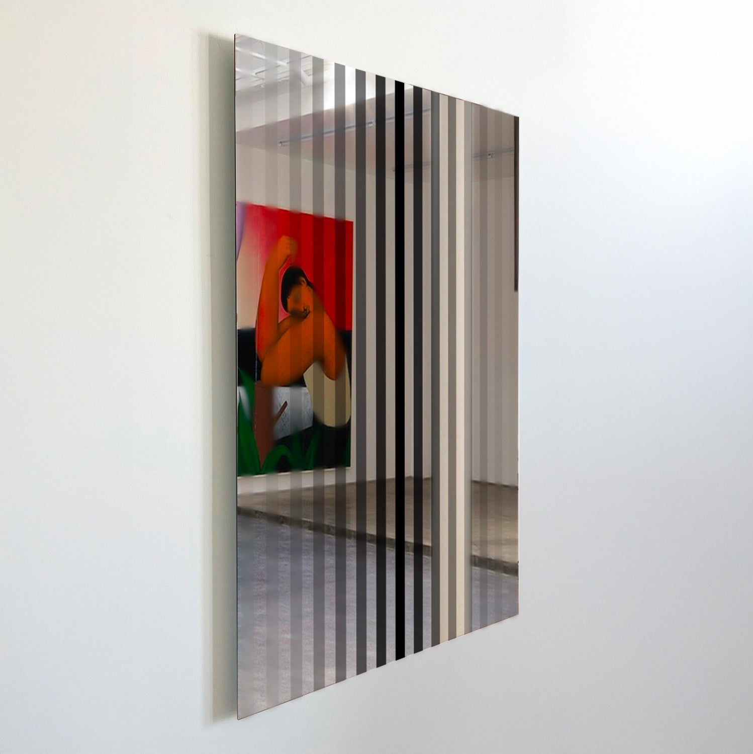 Minimalism mirrored Sculpture - OSMOSE BANDE DE 2 N°8 — close-up of reflective surface with vertical stripes