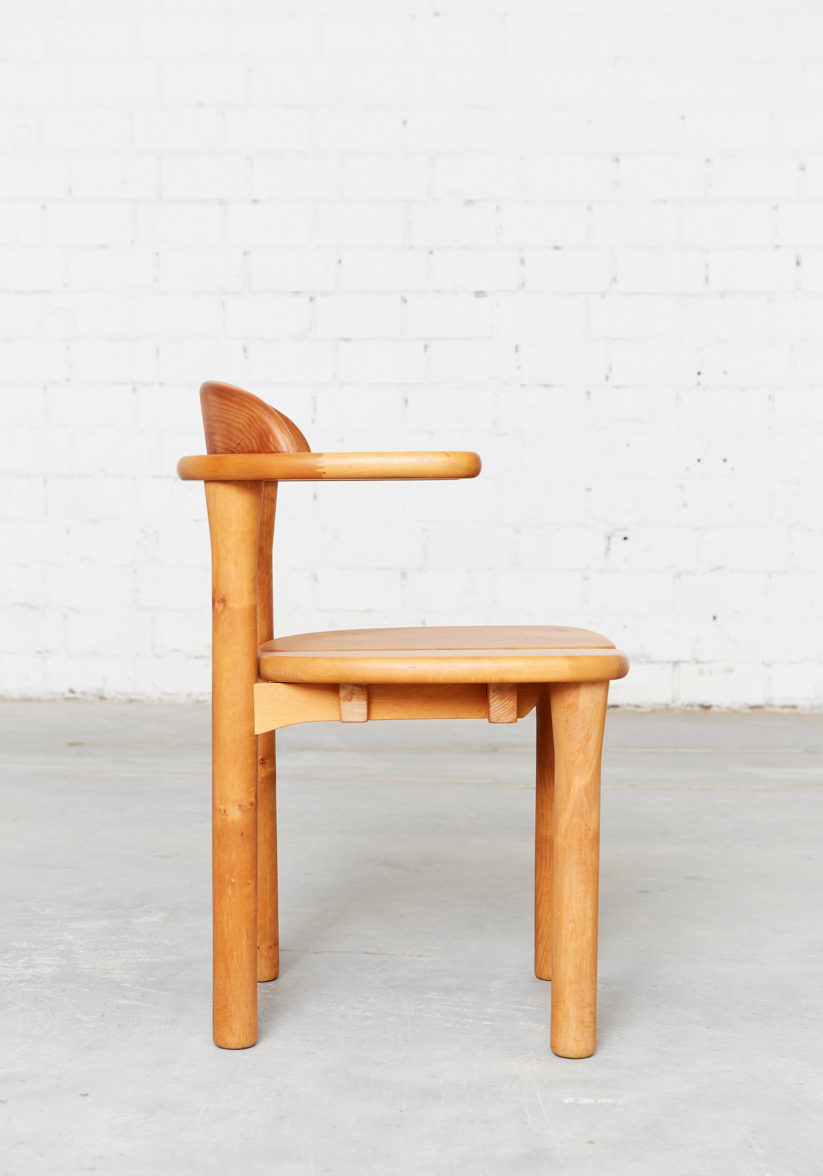 Set of 4 Erwin Berghammer Opus I Stühlen für Team 7 — lifestyle setting