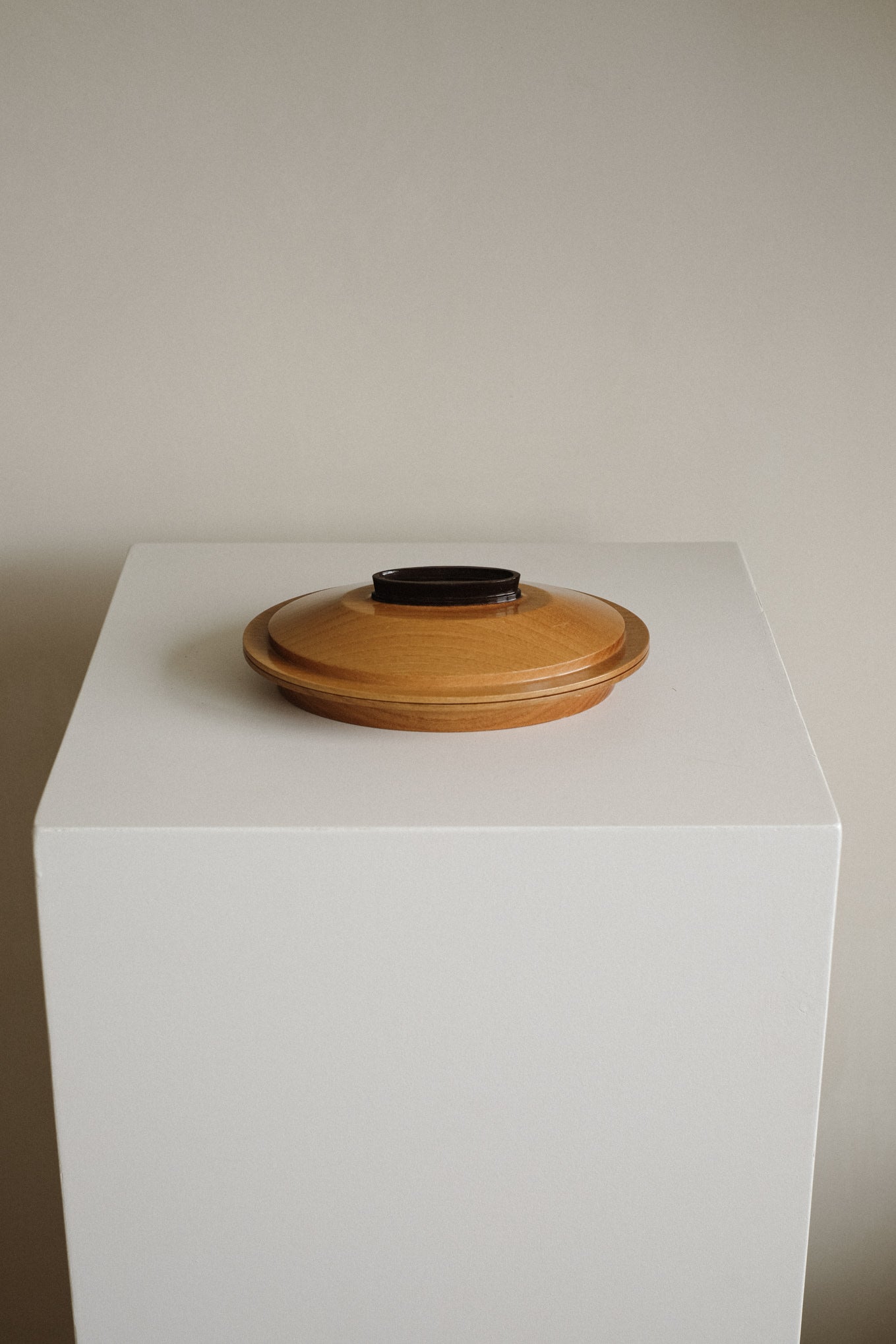 Mid-Century Modern Elegant Wooden Lidded Dish — detail view