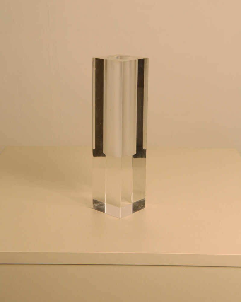 Plexiglass Vase by Luigi Massoni for Guzzini 70's | The Oblist — clear acrylic material
