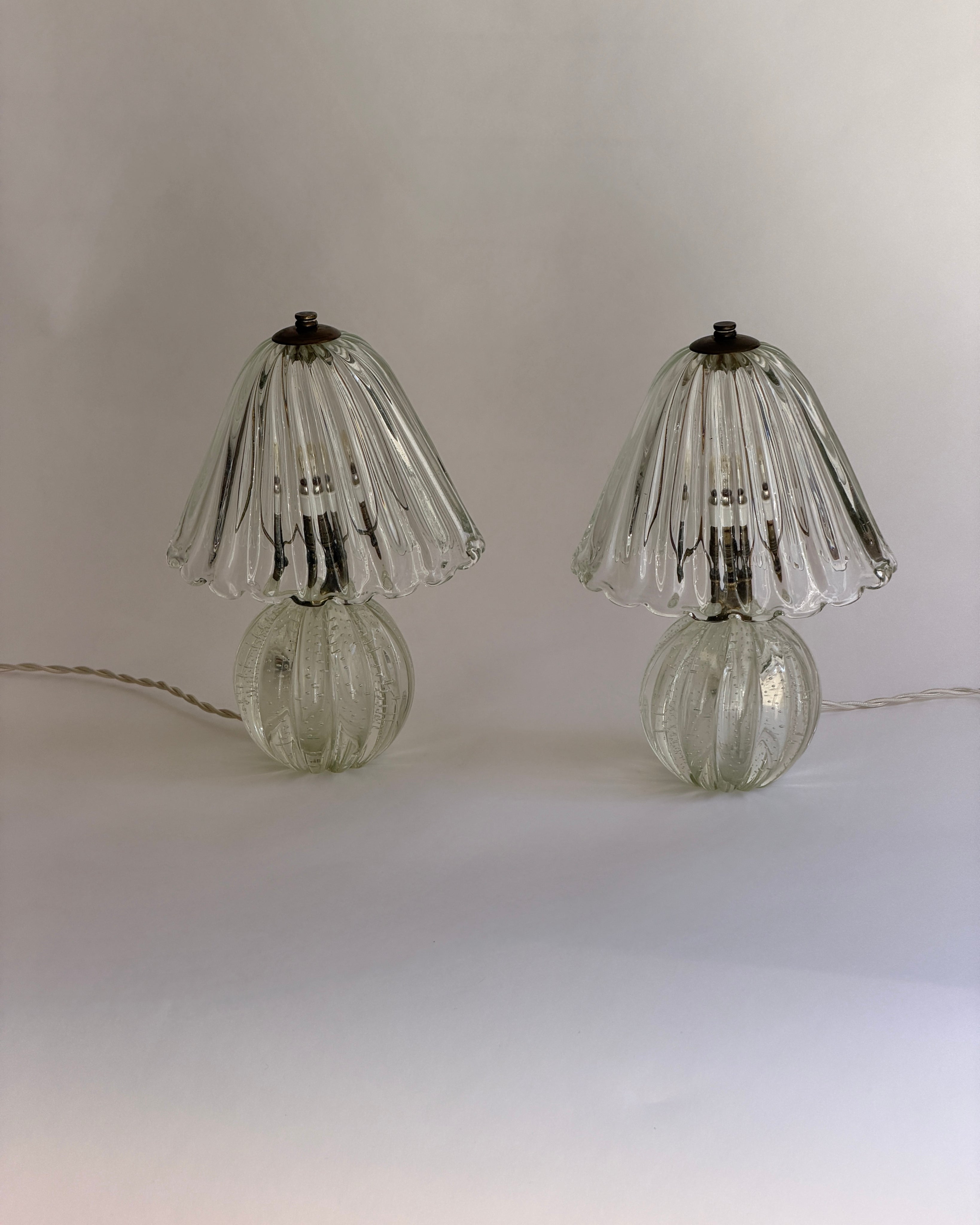 Vintage clear Murano glass table lamp  — side angle