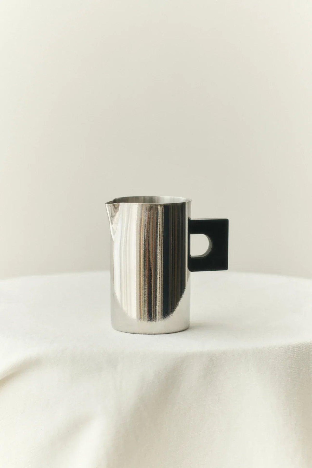 S.R. METAL PITCHER — side angle