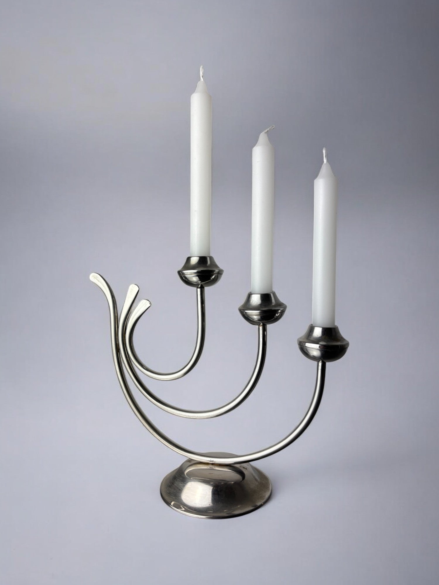 Art deco candlestick in stainless steel, 3 flames, Spain, 1970's — detail view