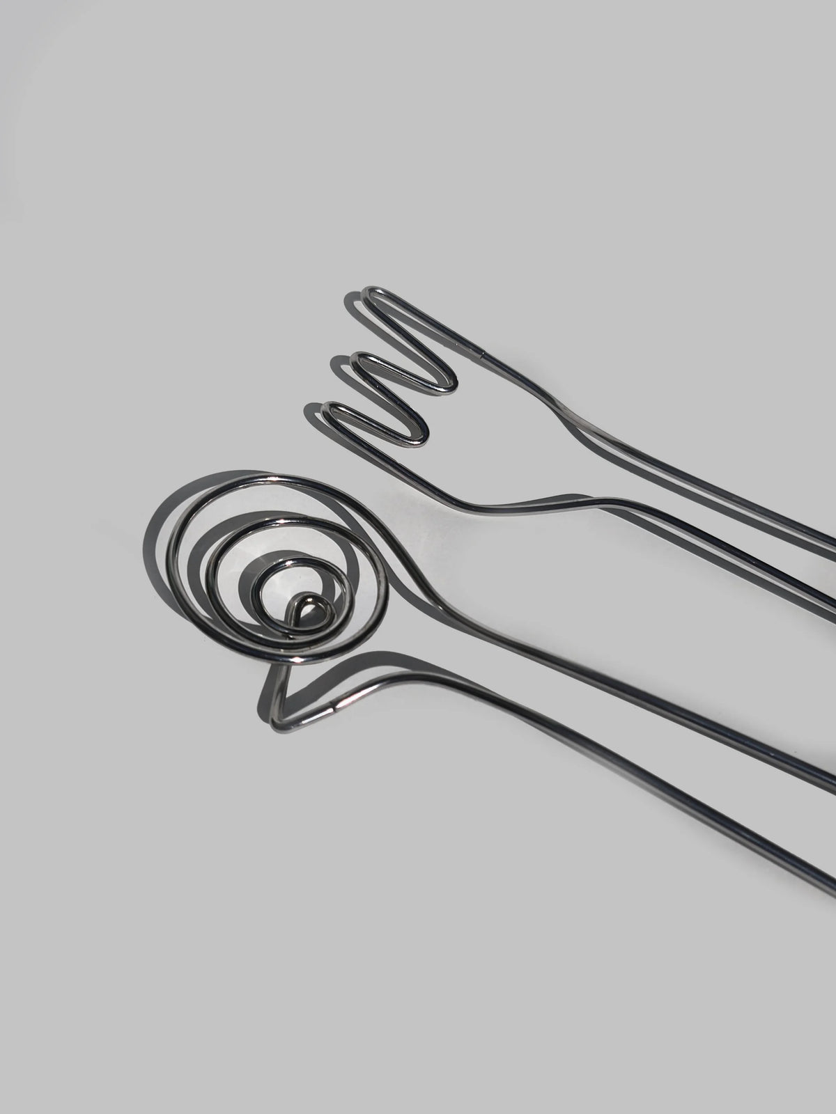 Minimalist 80's Salad Servers — detail view