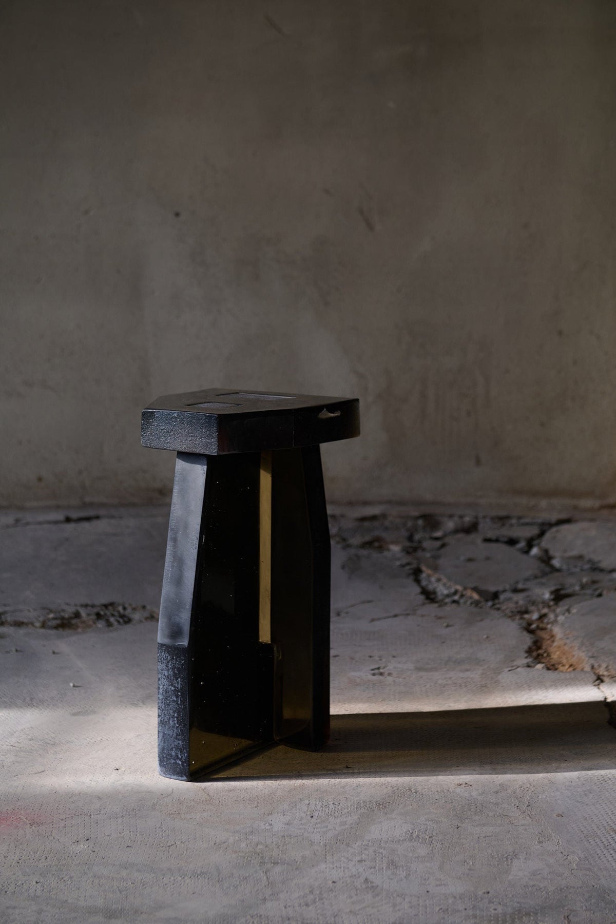 'Vera' Glass Side Table — alternate view