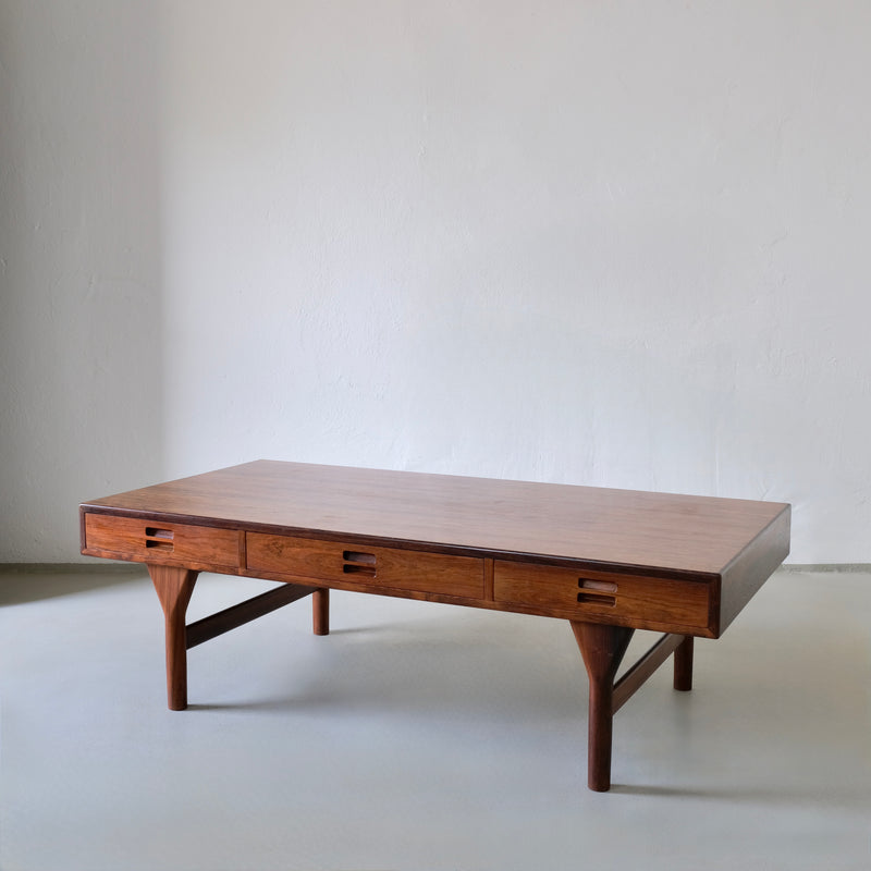 Rosewood Coffee Table by Nanna Ditzel For Soren Willadsen 1950s by Veter Vintage | The Oblist